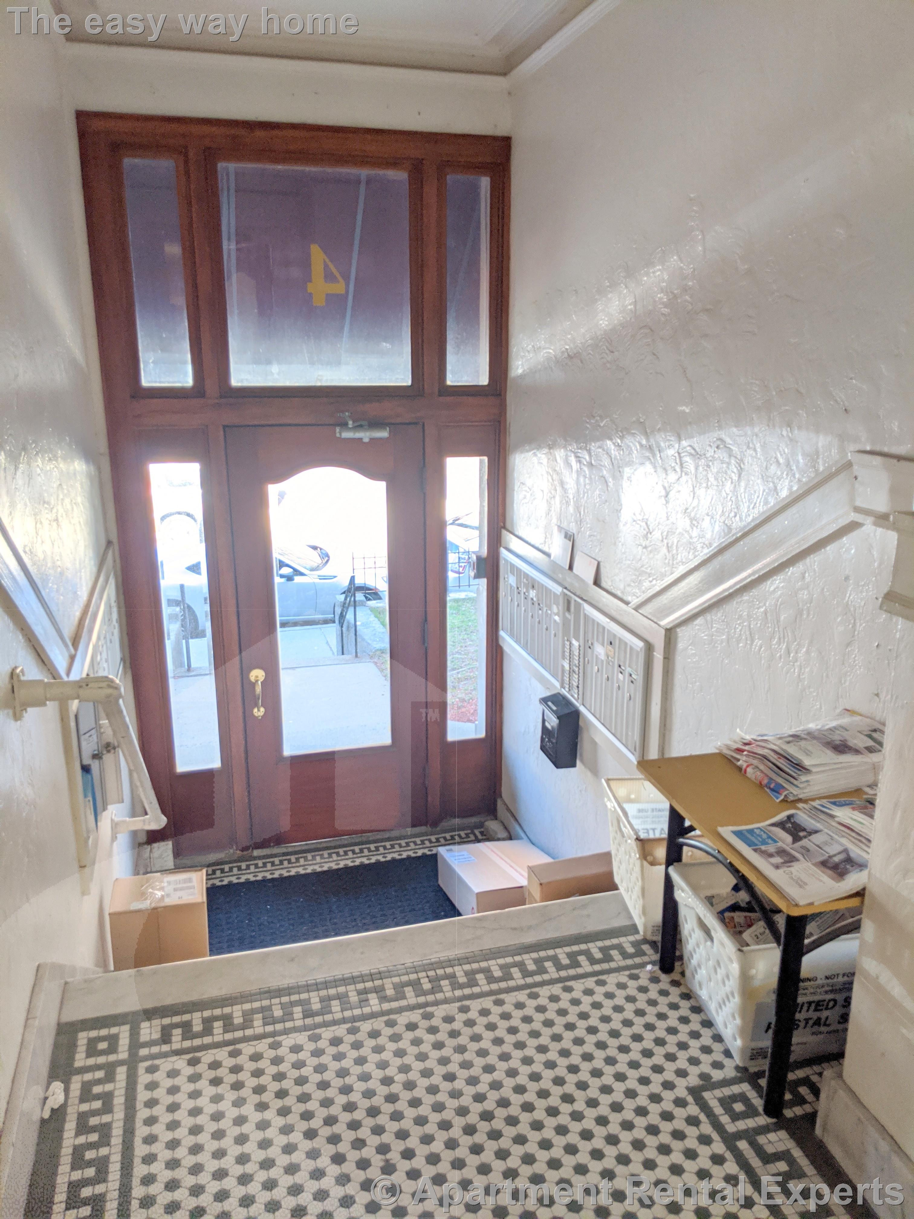 4 Cogswell Ave, Porter Square