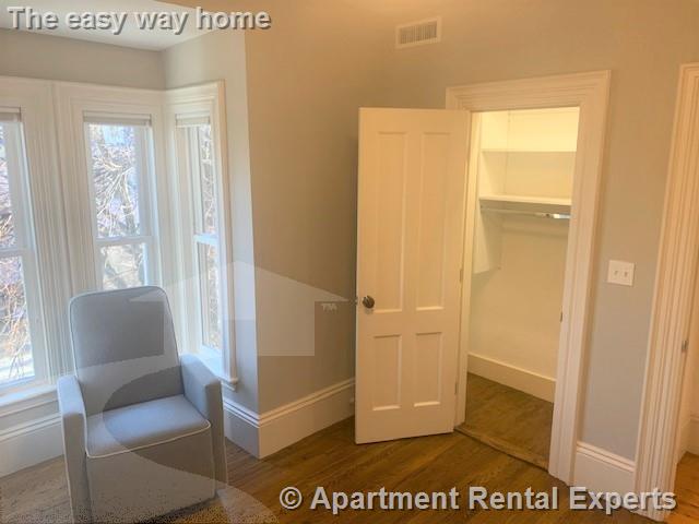 9 Claremon St, Davis Square