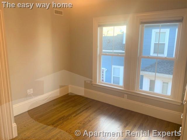 9 Claremon St, Davis Square