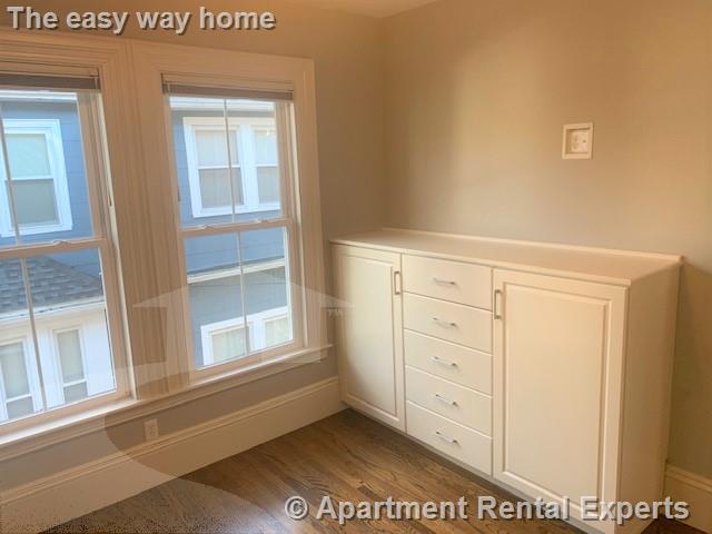 9 Claremon St, Davis Square