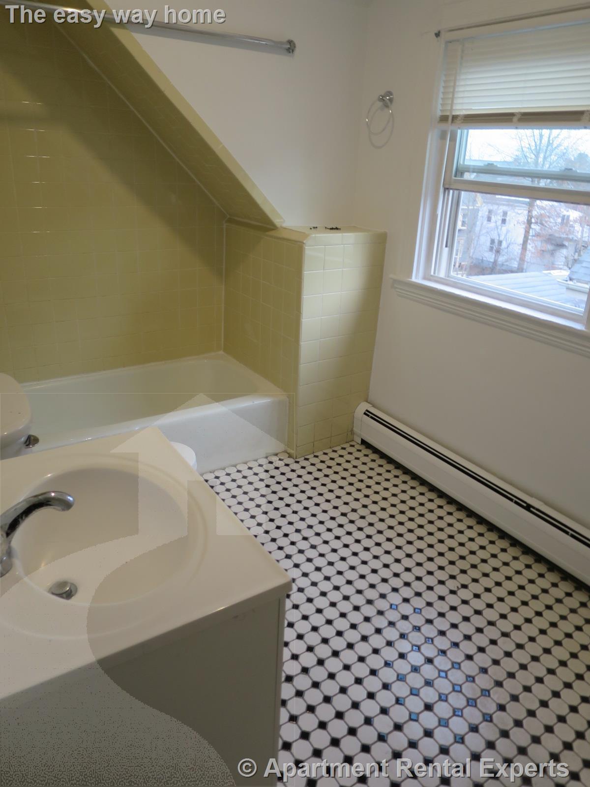 205 Highland Ave, Porter Square