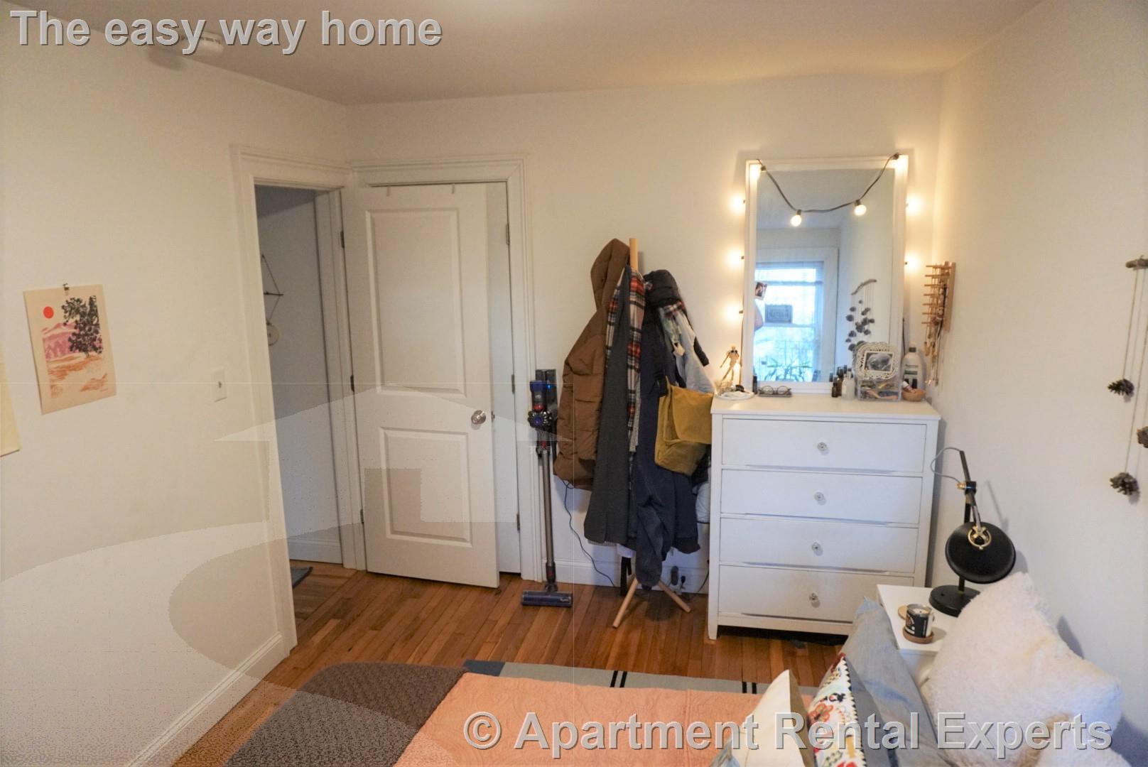 107 Summer St, Malden Center