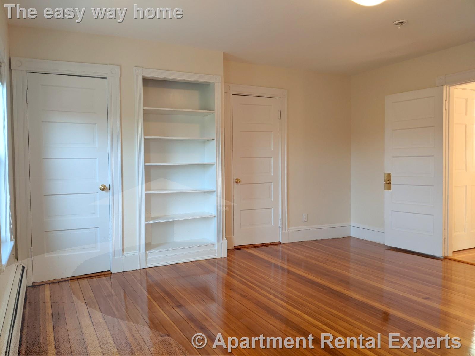 171 College Ave, Davis Square