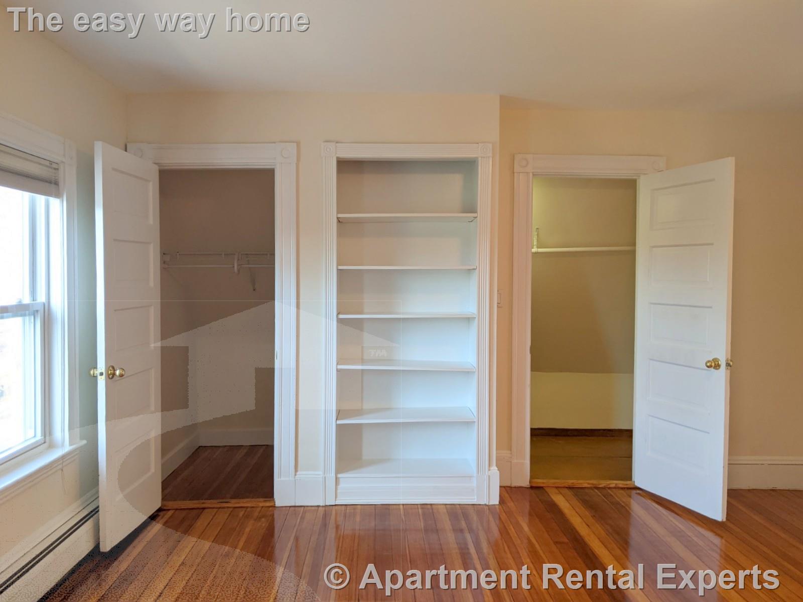 171 College Ave, Davis Square