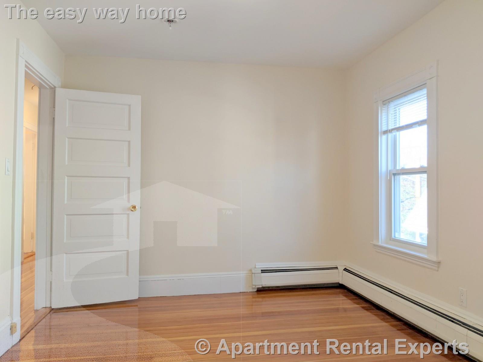 171 College Ave, Davis Square