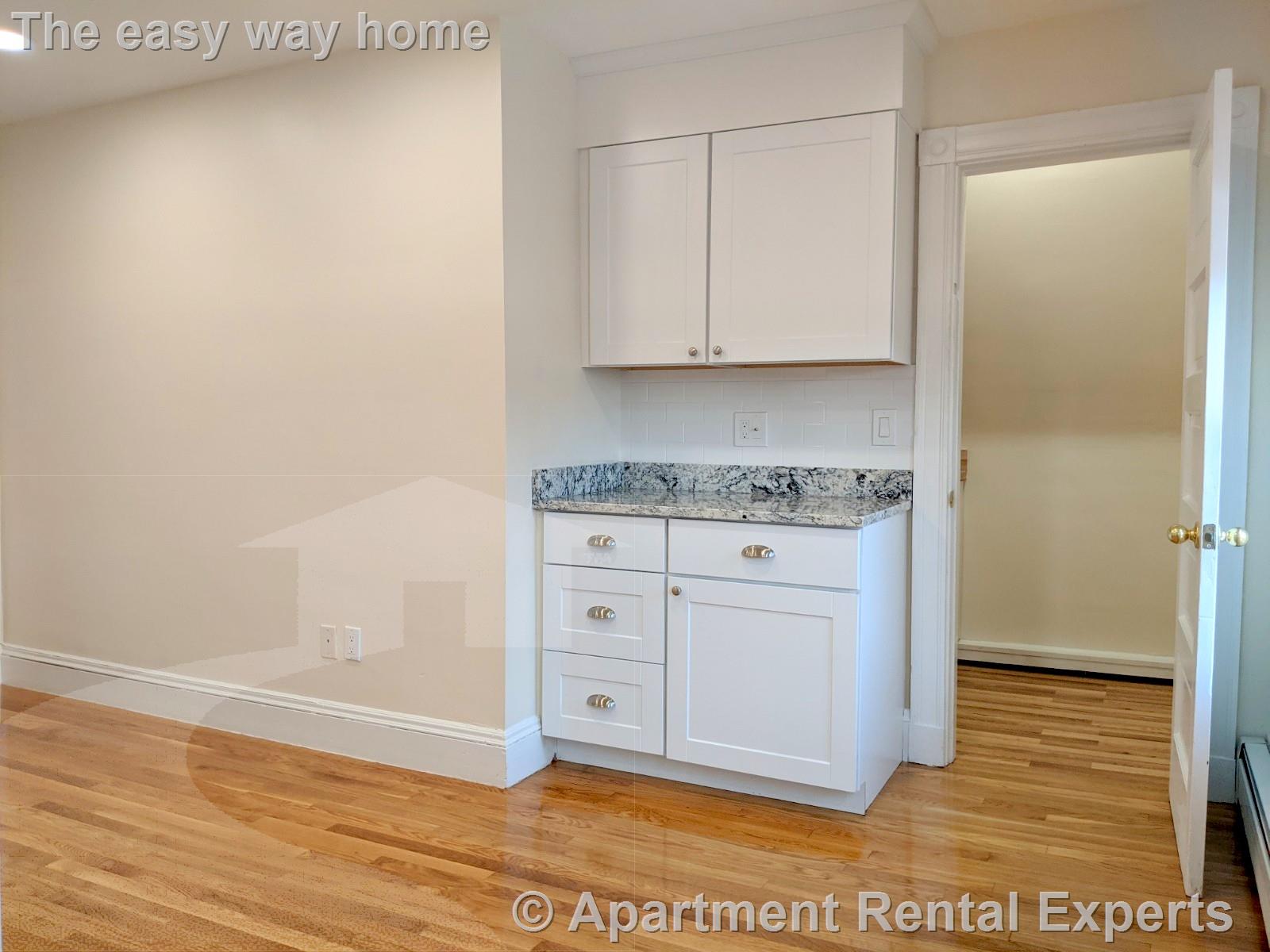 171 College Ave, Davis Square