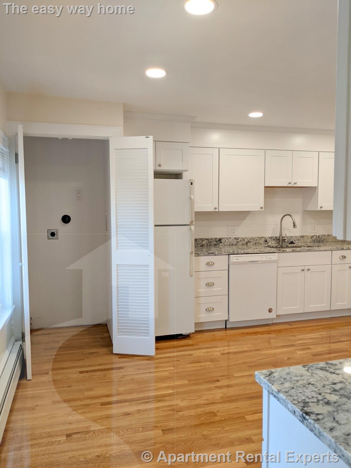 171 College Ave, Davis Square