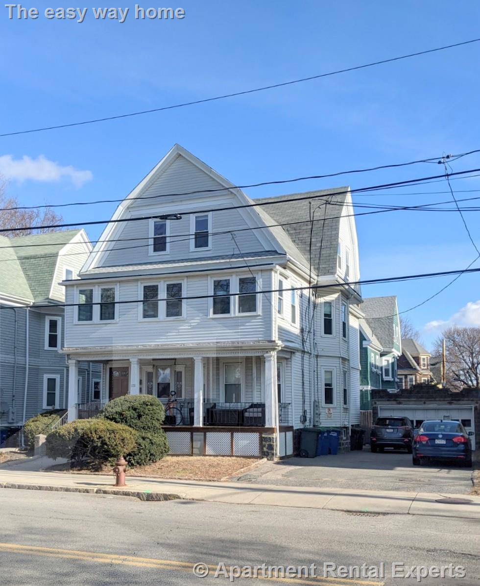 171 College Ave, Davis Square