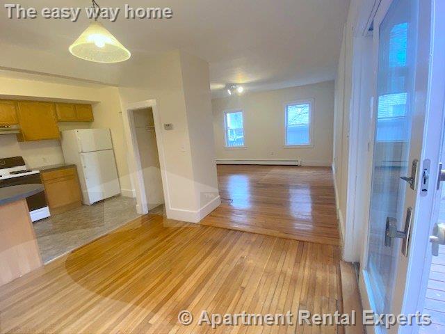 416R Washington St, Harvard Square