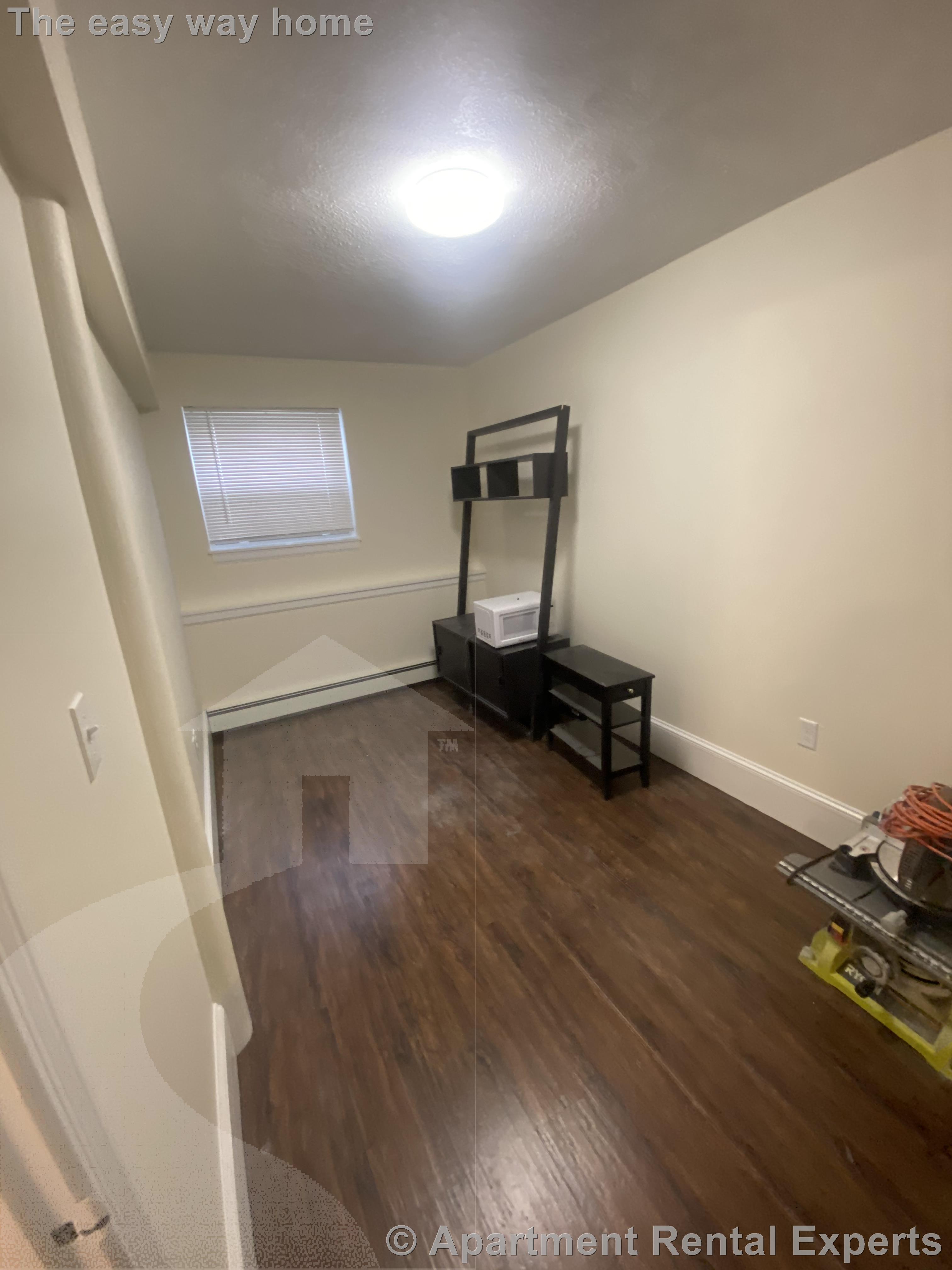 36 College Ave, Davis Square