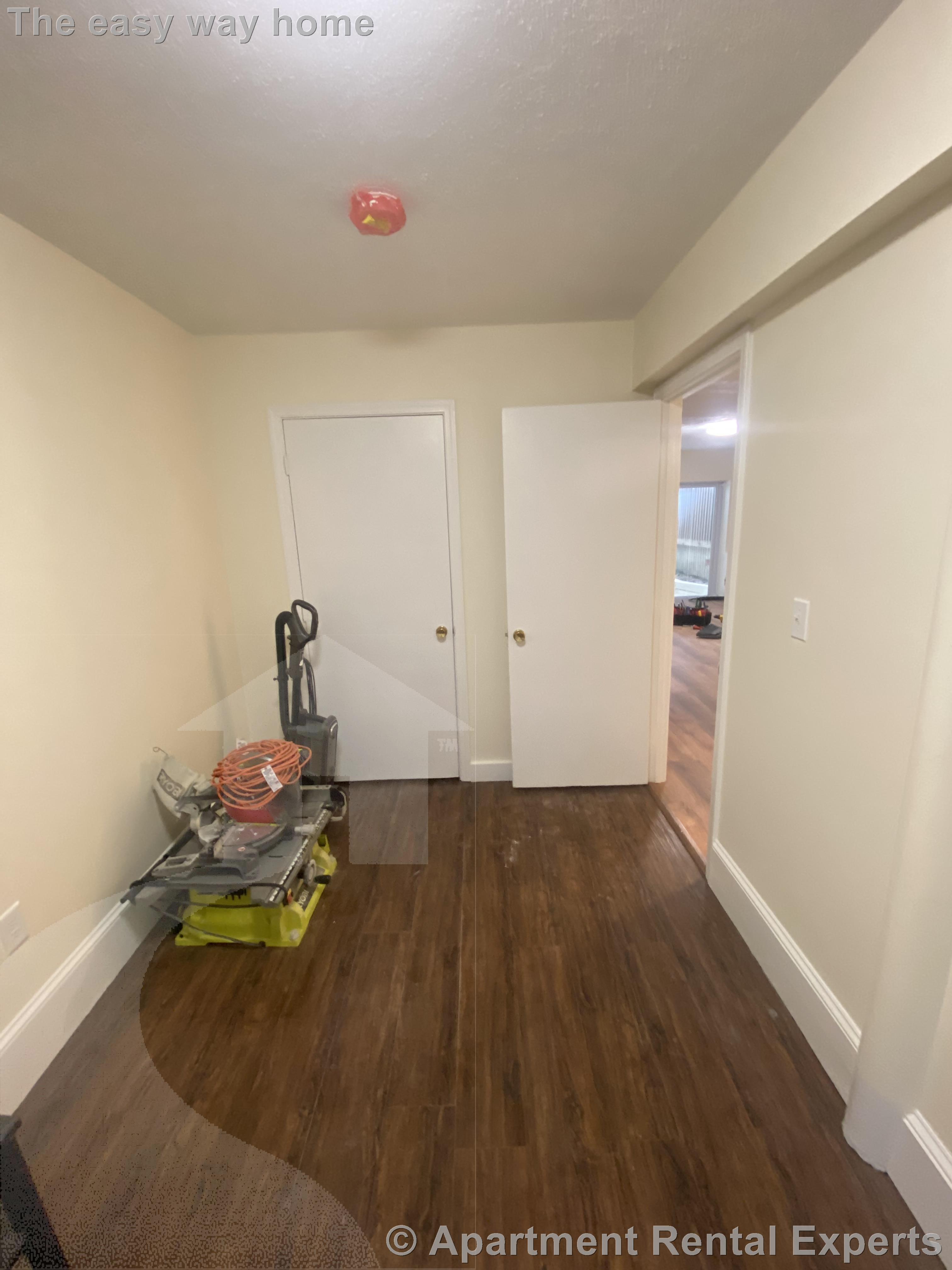 36 College Ave, Davis Square