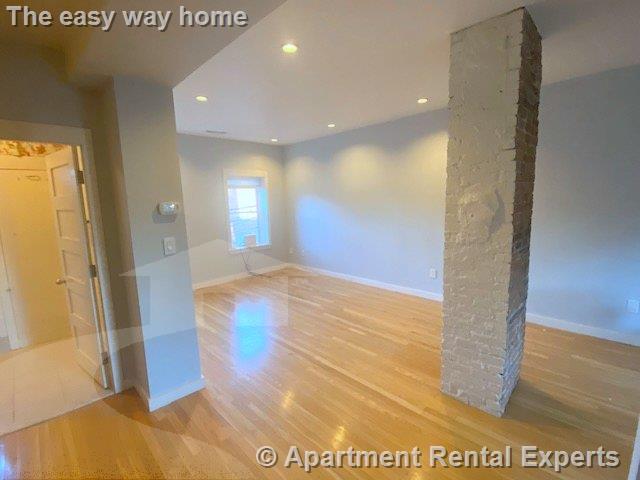 58 Fairmont St, Cambridgeport