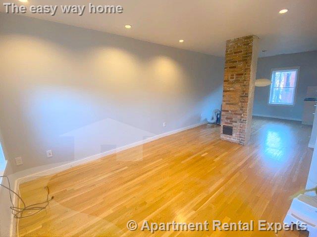 58 Fairmont St, Cambridgeport