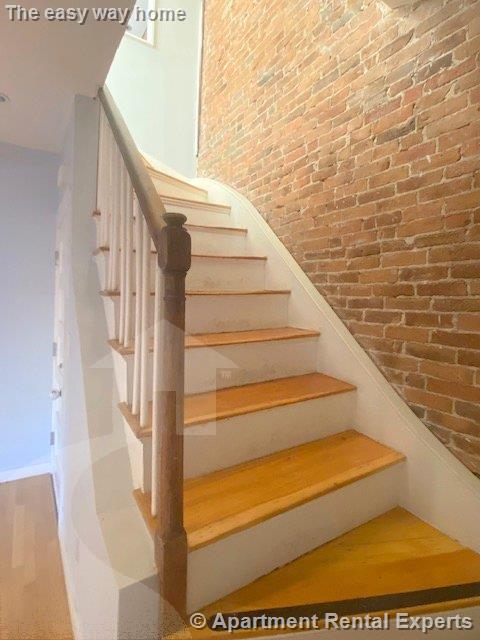 58 Fairmont St, Cambridgeport