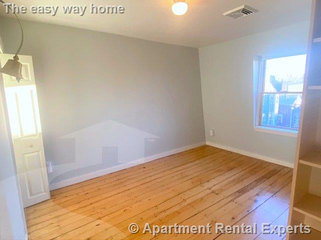 58 Fairmont St, Cambridgeport