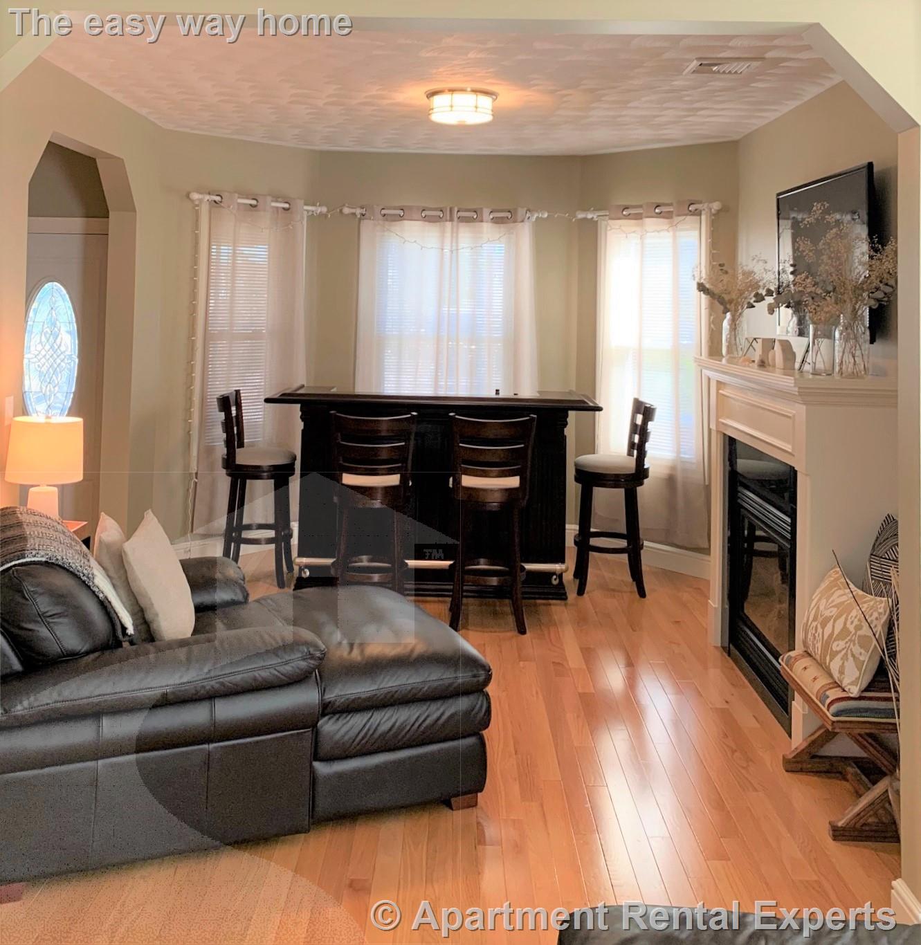 1060 Fellsway, Wellington