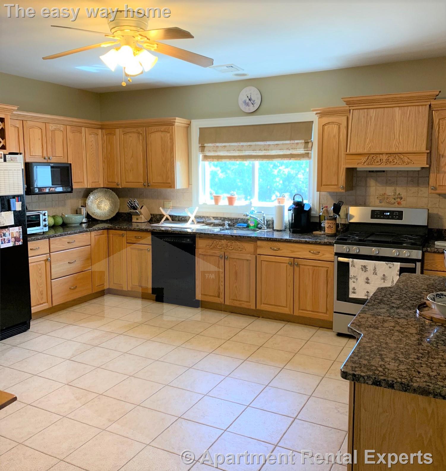 1060 Fellsway, Wellington