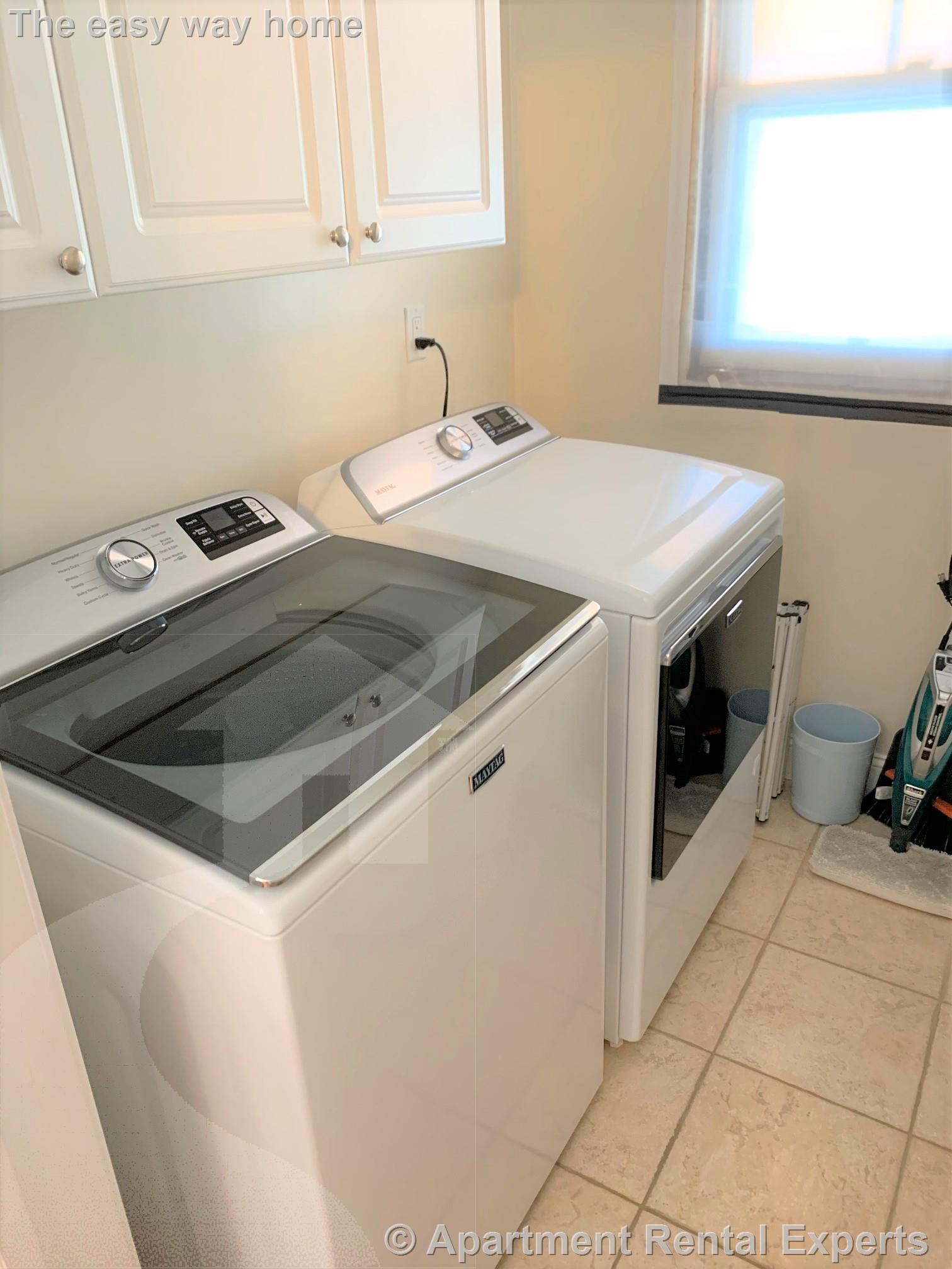 1060 Fellsway, Wellington