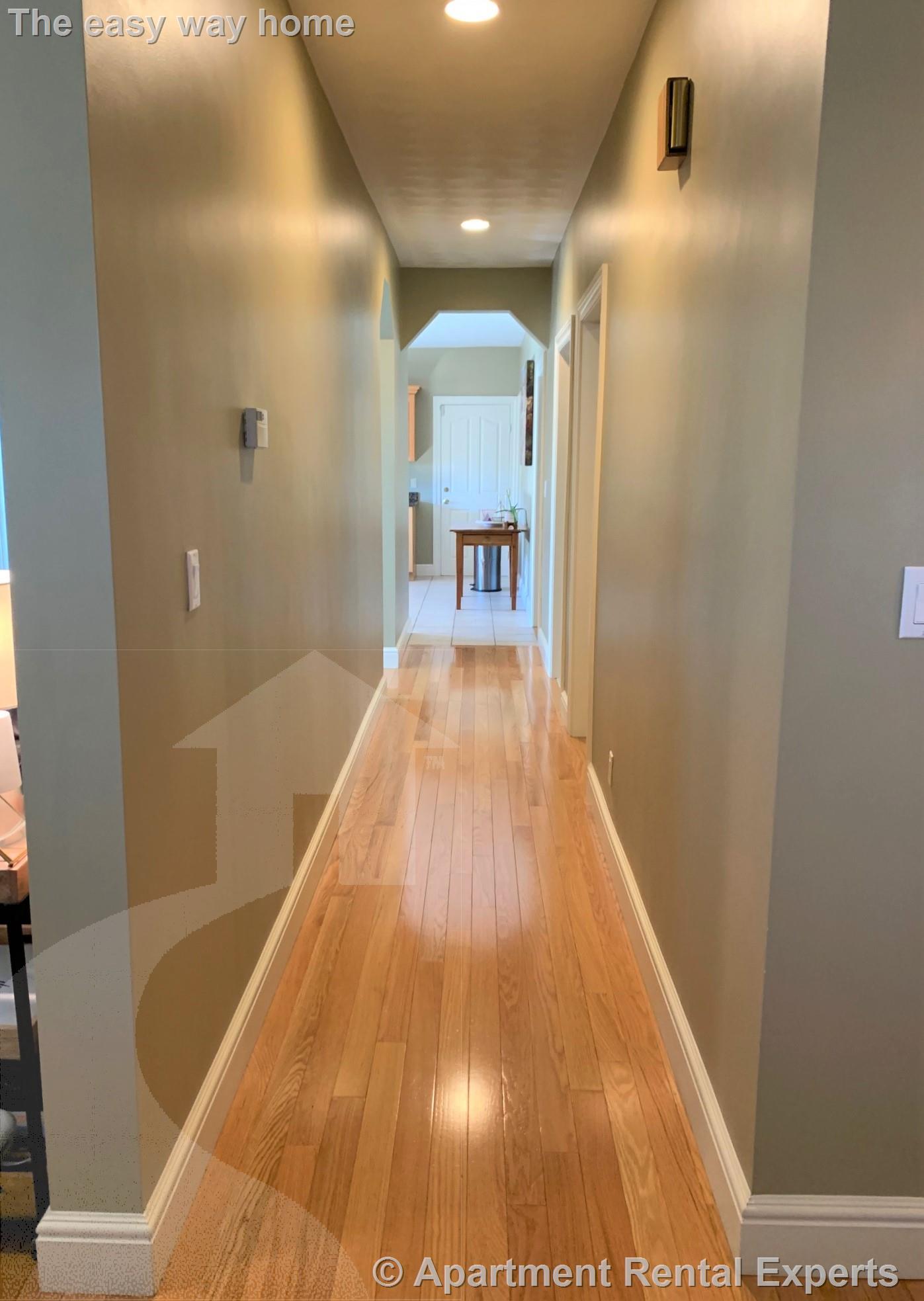 1060 Fellsway, Wellington