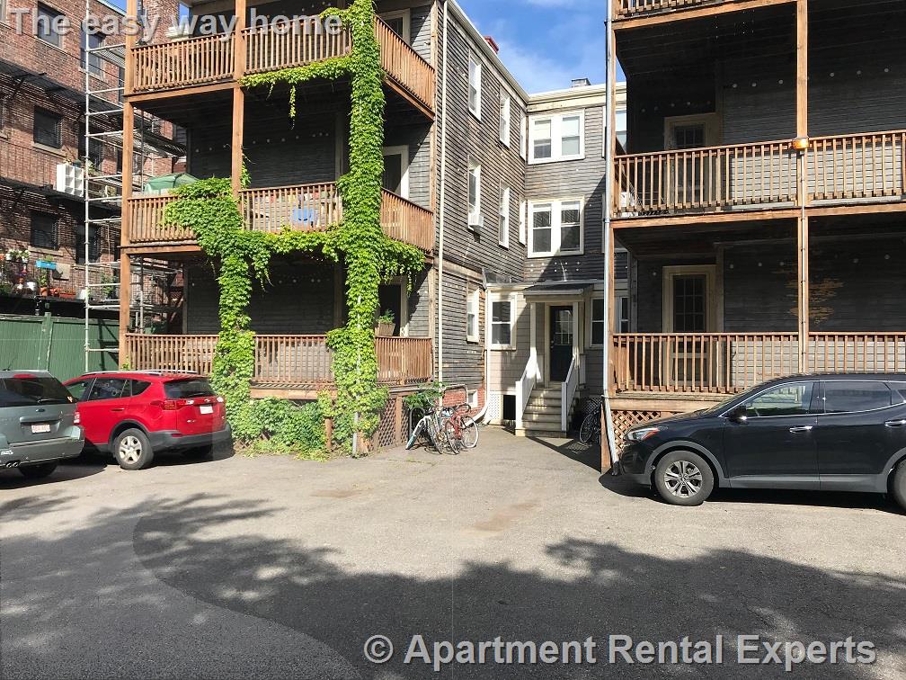 63 Dana St, Harvard Square