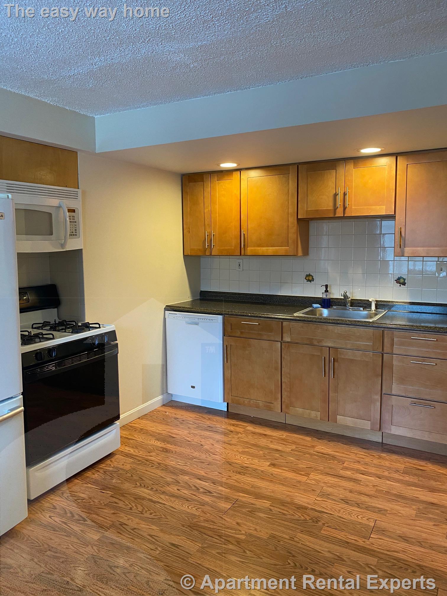 29 Fountain St, Medford Square