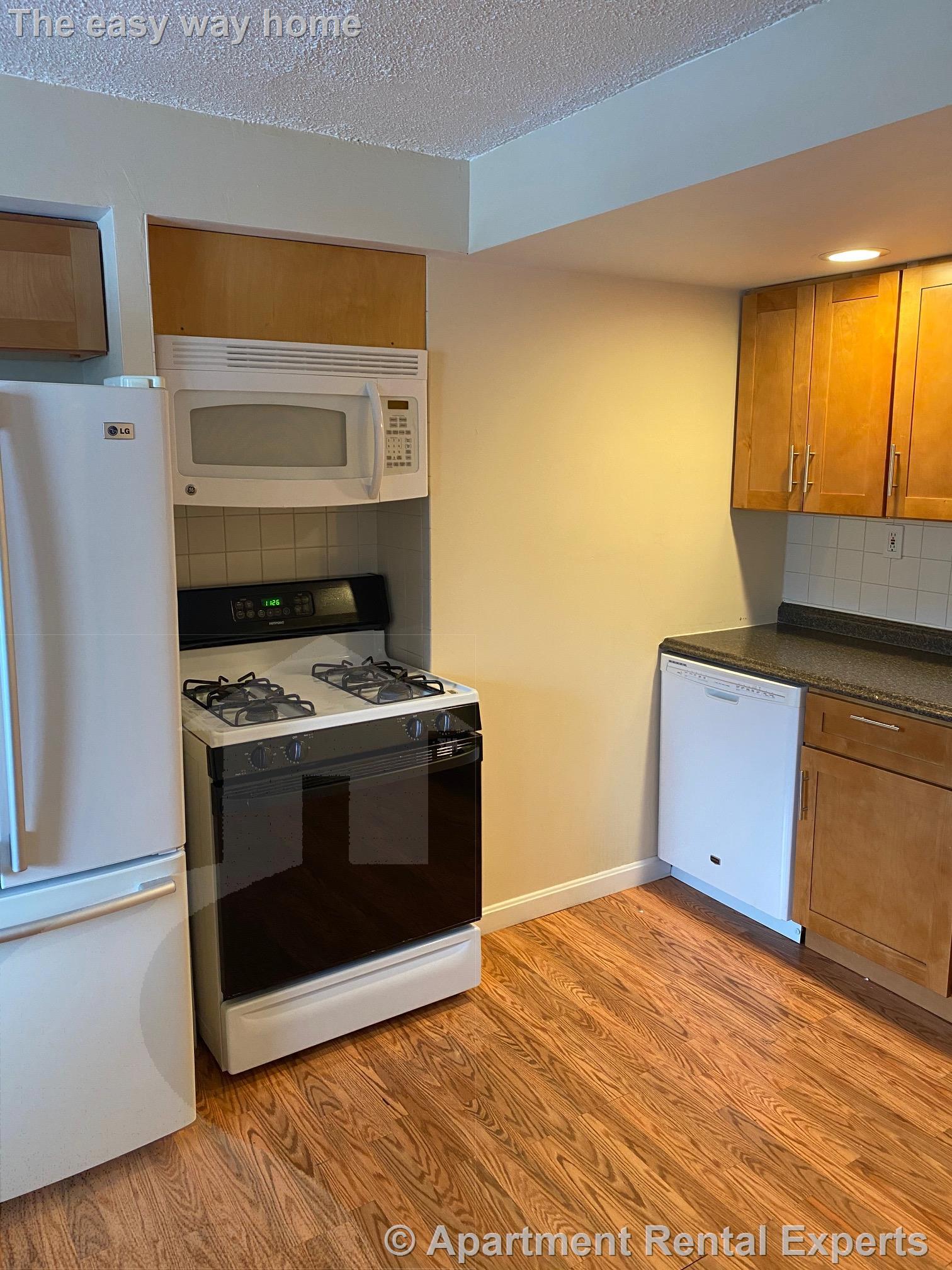 29 Fountain St, Medford Square