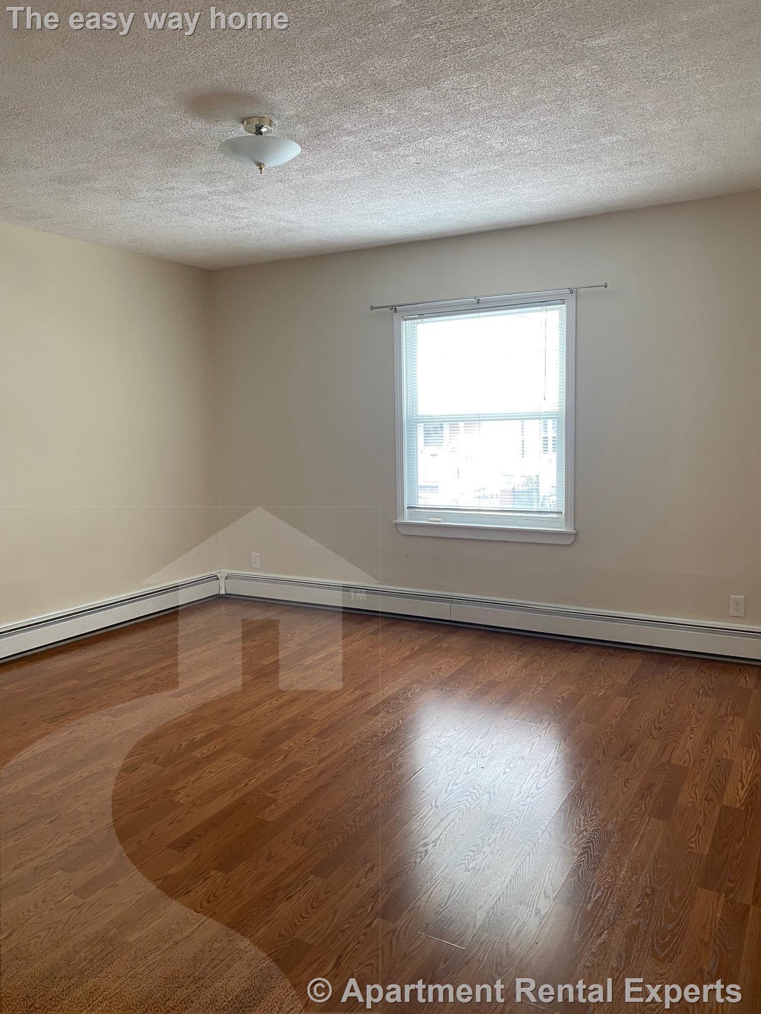 29 Fountain St, Medford Square