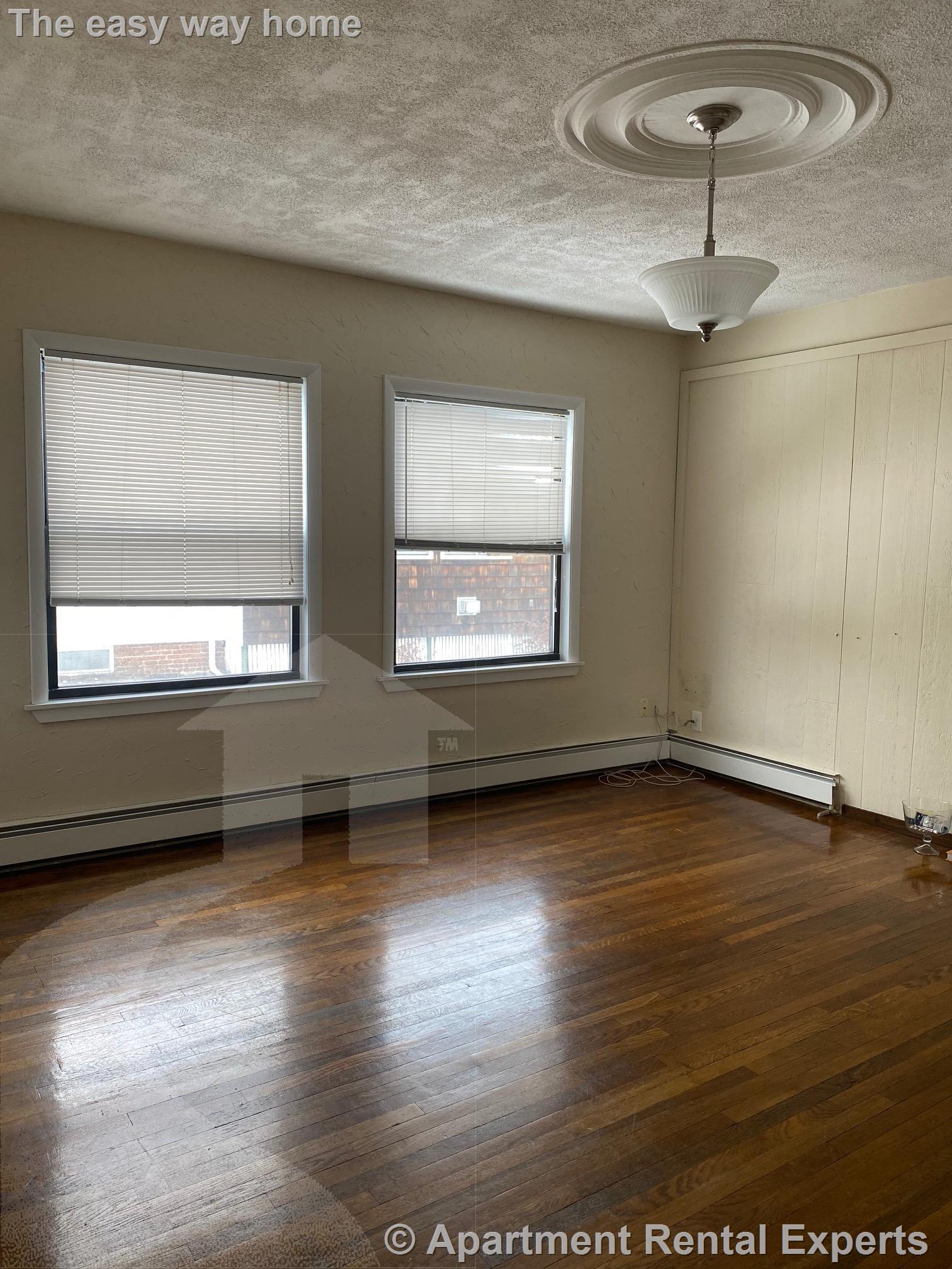 29 Fountain St, Medford Square