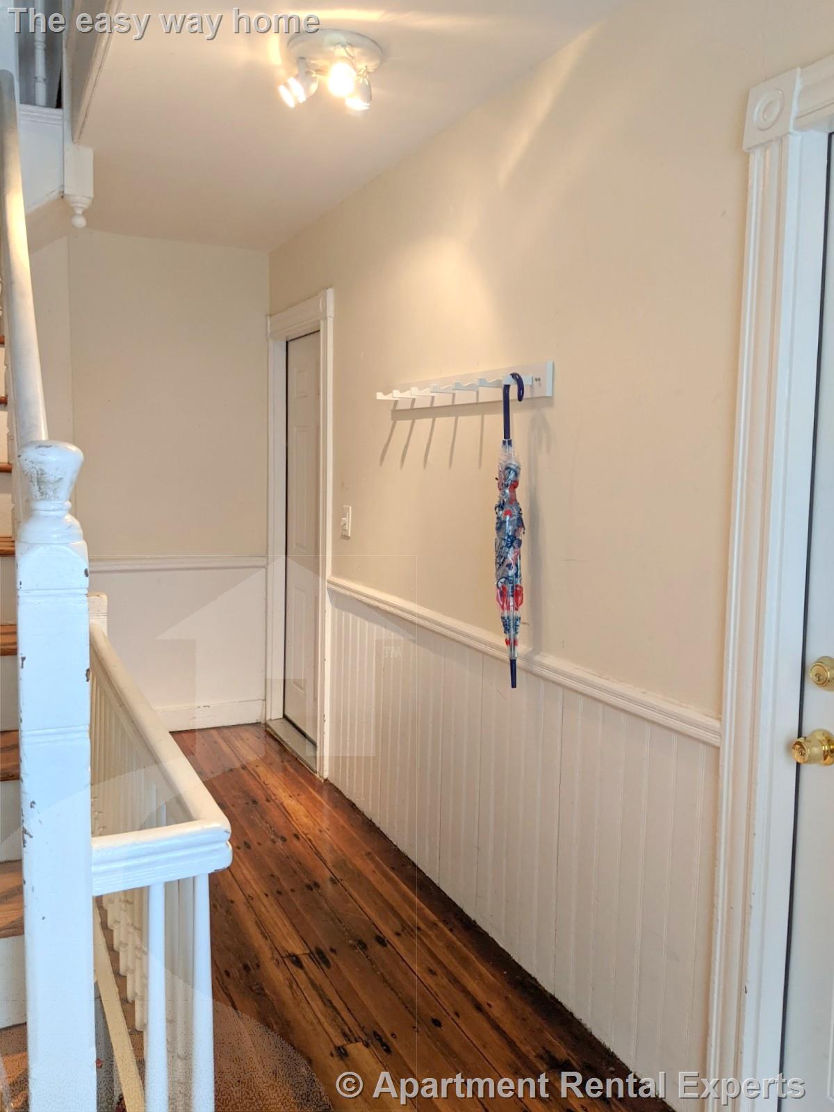53 Harding St, East Cambridge