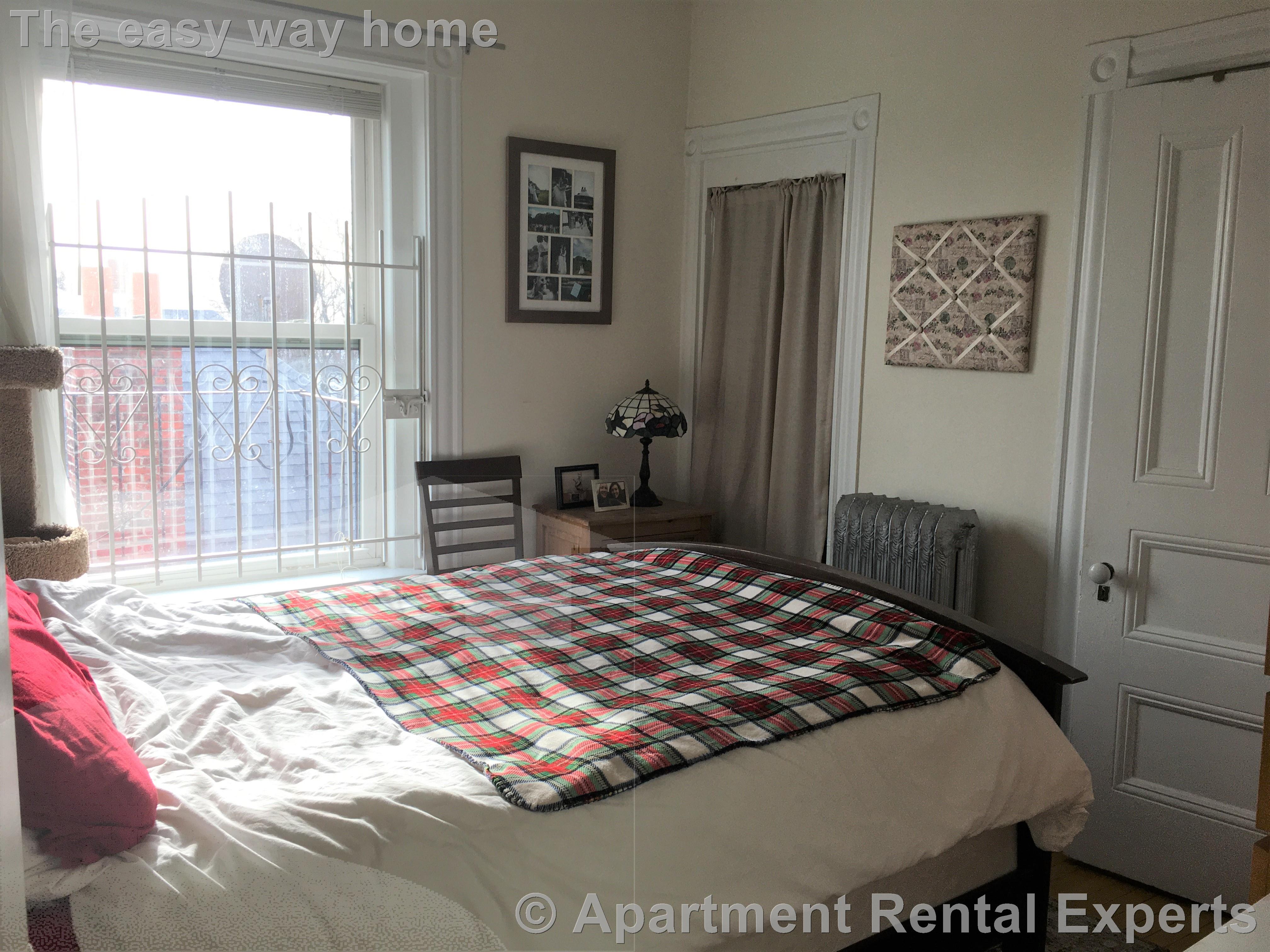 64 Vinal Ave, Union Square