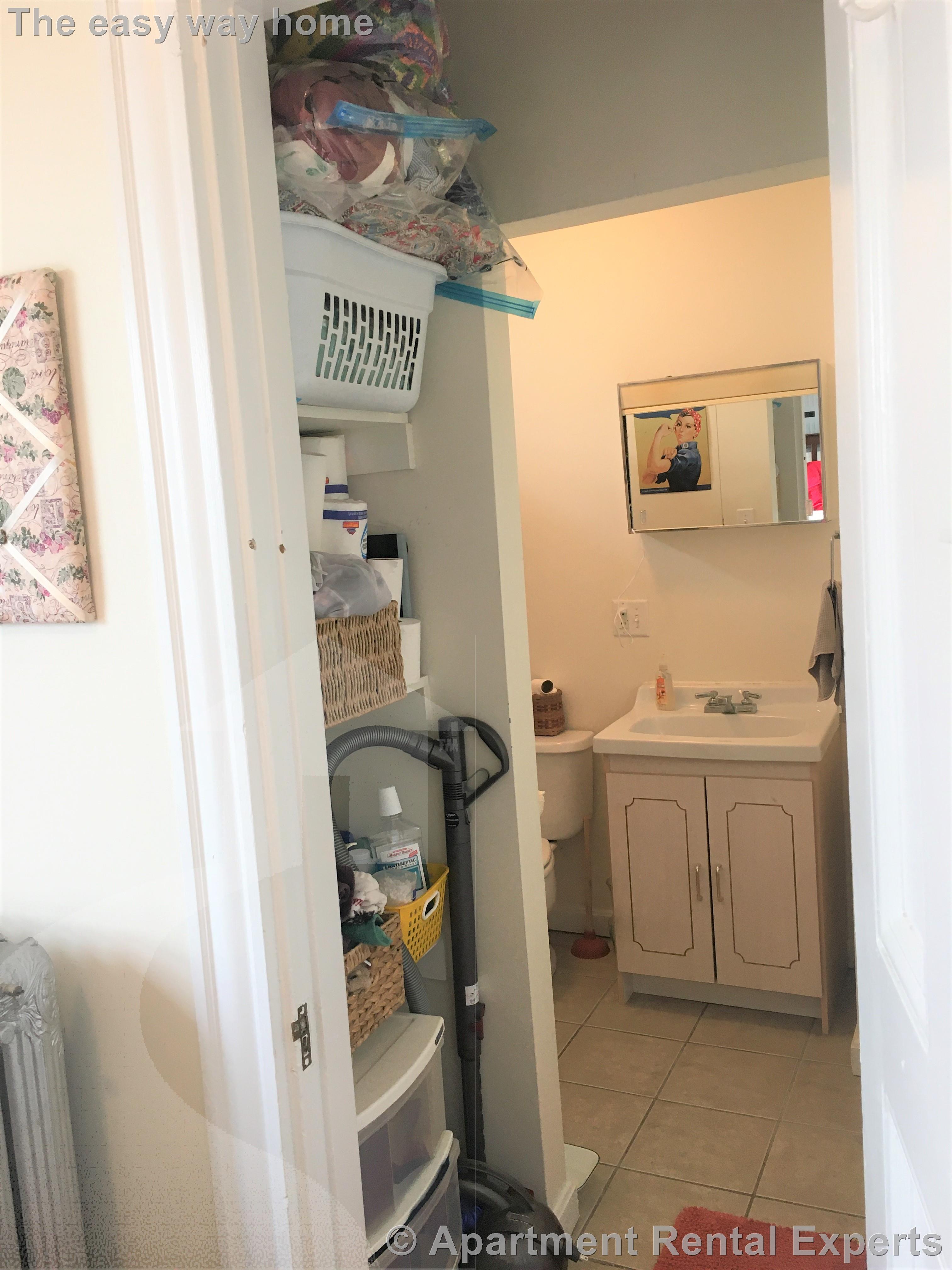 64 Vinal Ave, Union Square