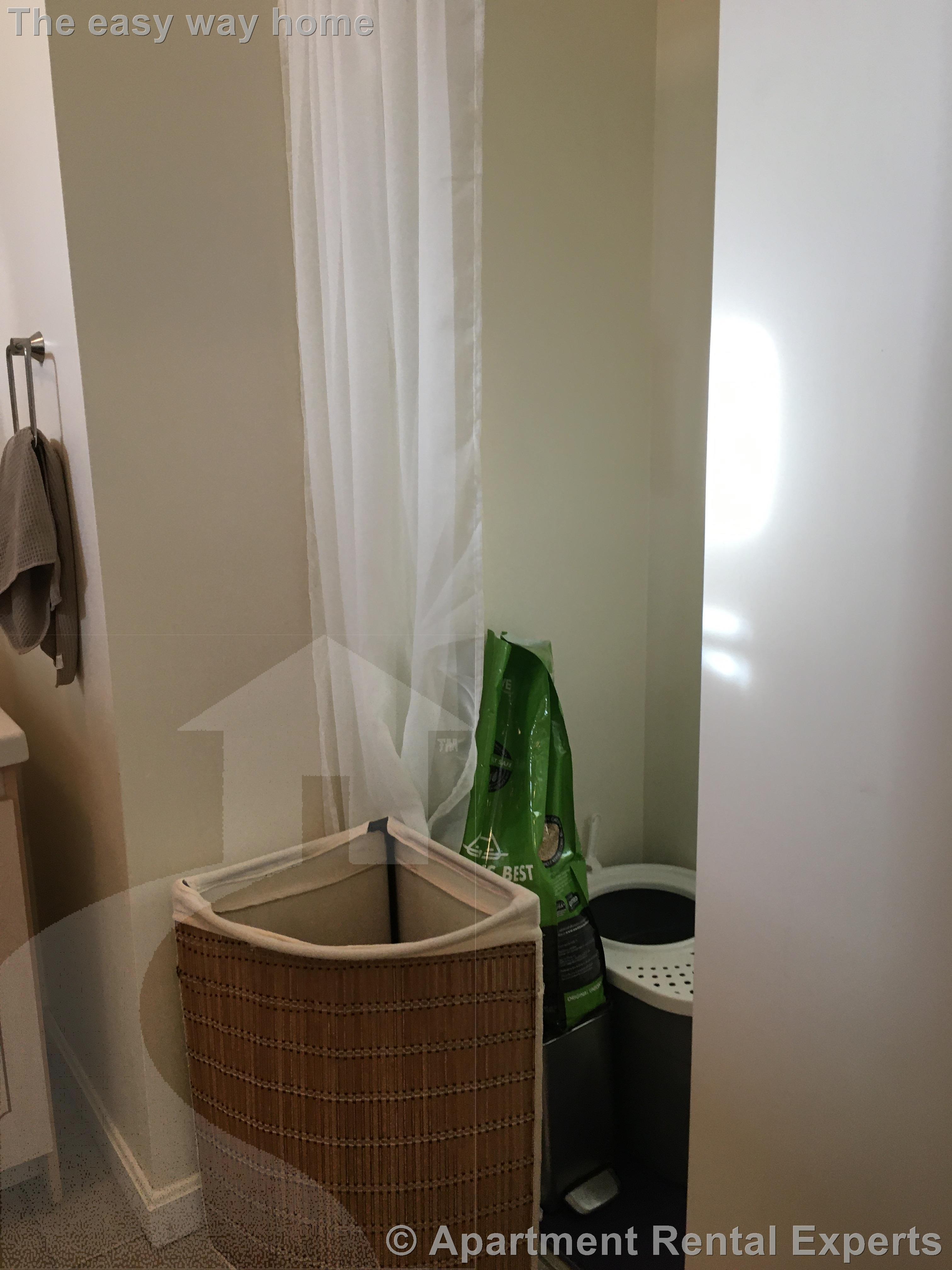 64 Vinal Ave, Union Square