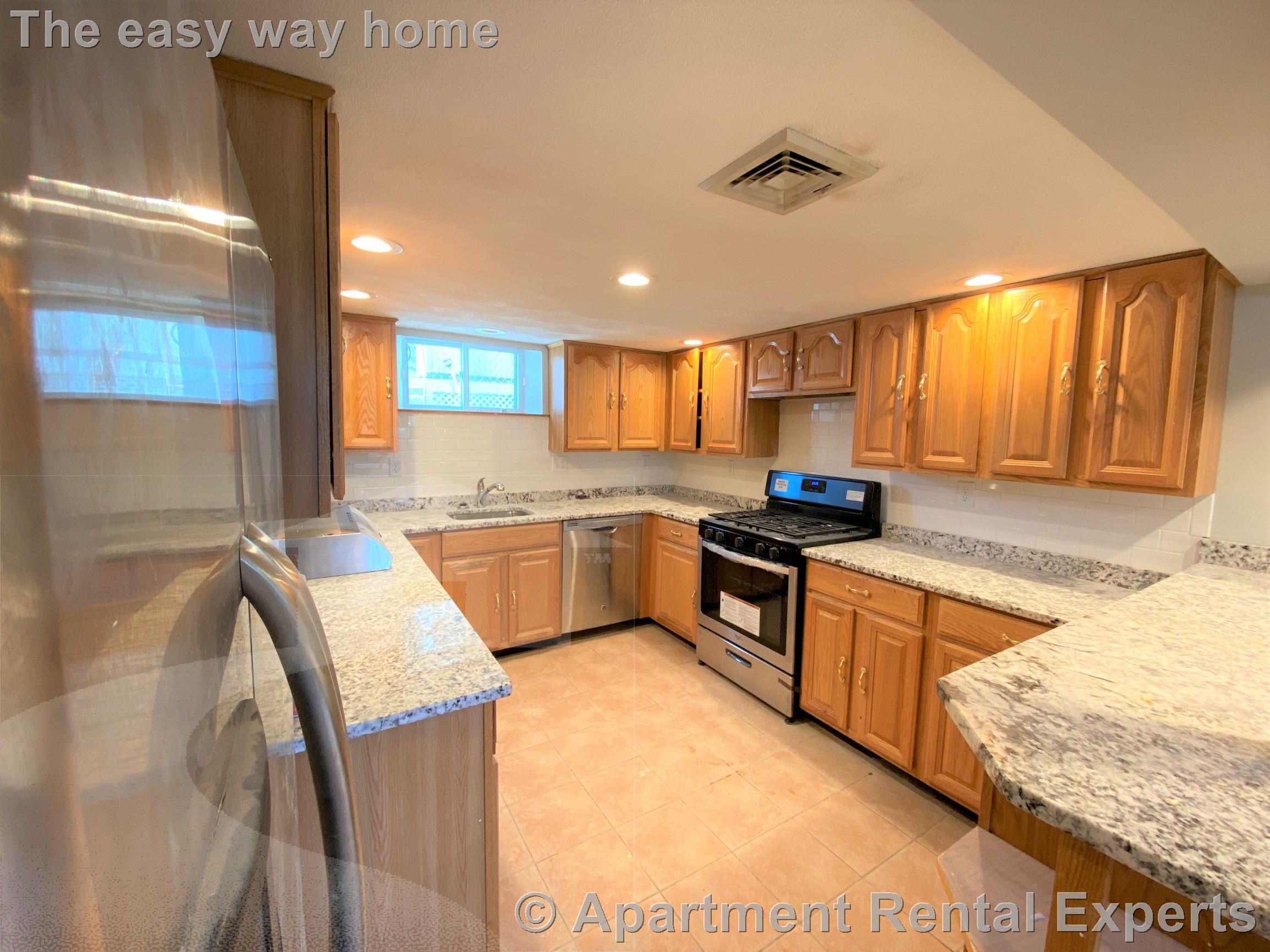 134-136 Holland St, Davis Square