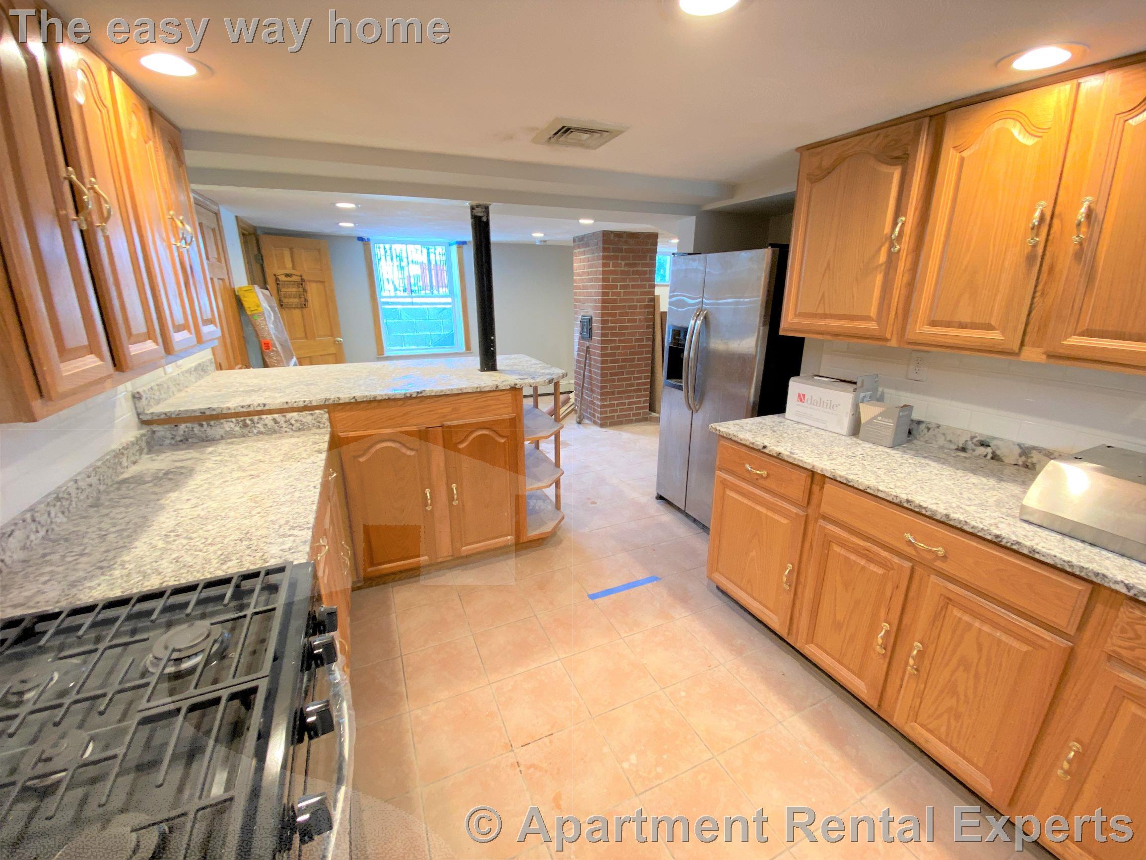 134-136 Holland St, Davis Square