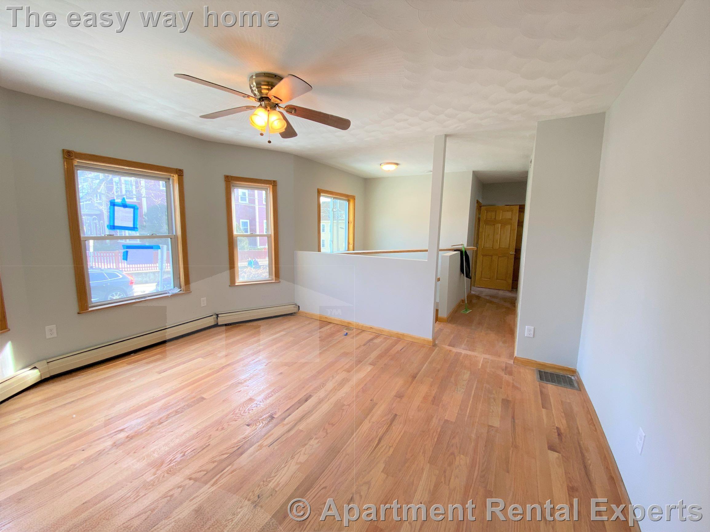 134-136 Holland St, Davis Square