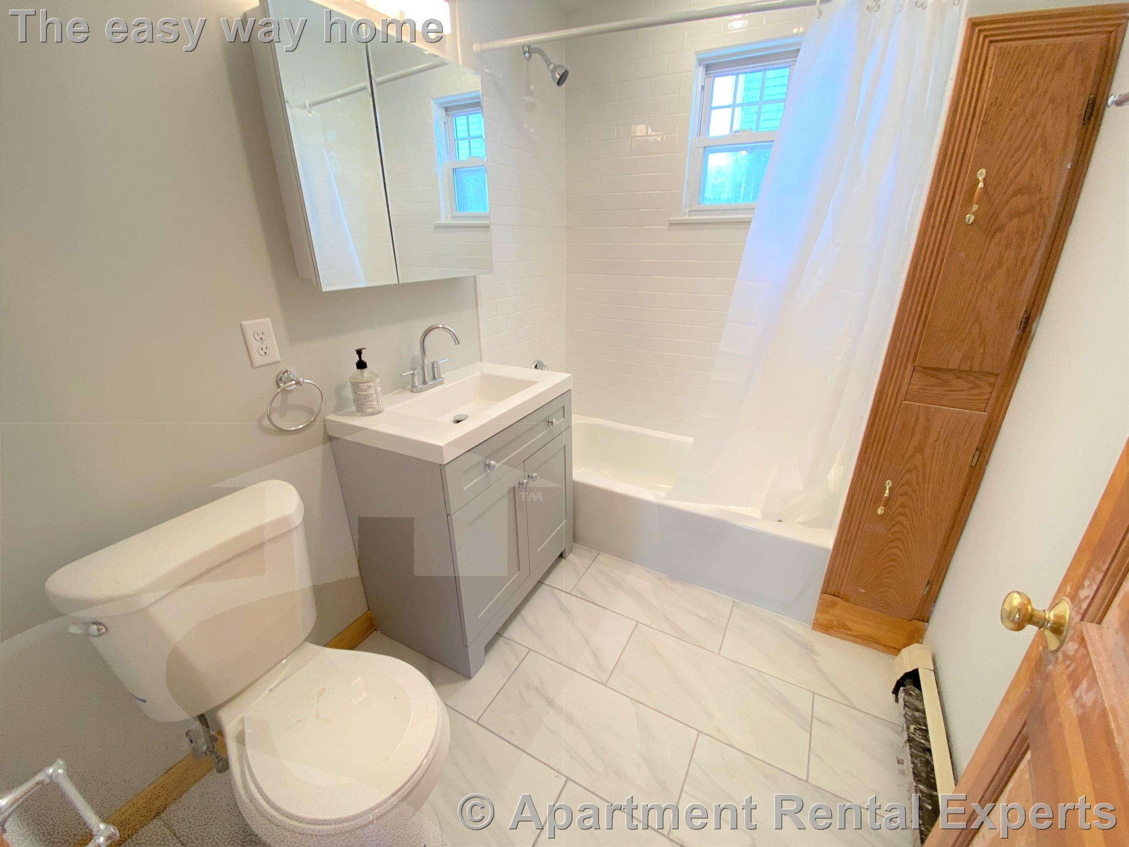 134-136 Holland St, Davis Square