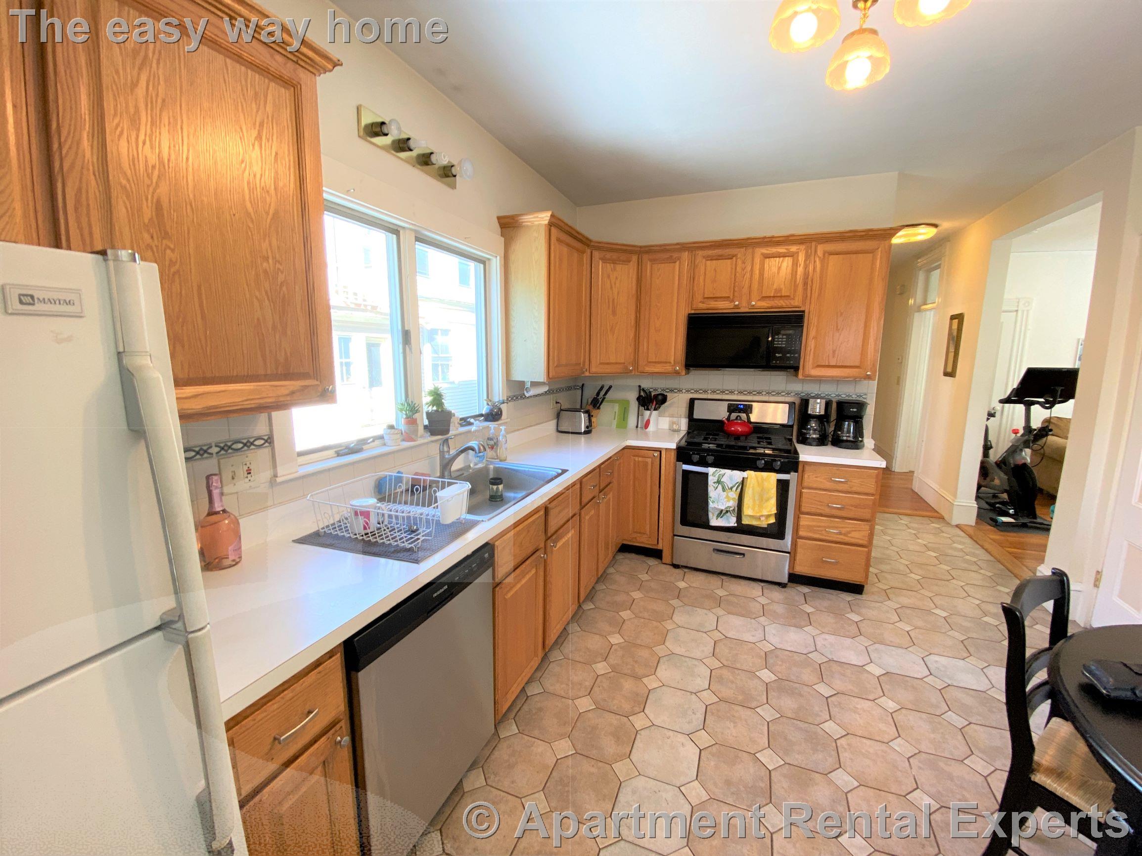 176 Elm St, Porter Square