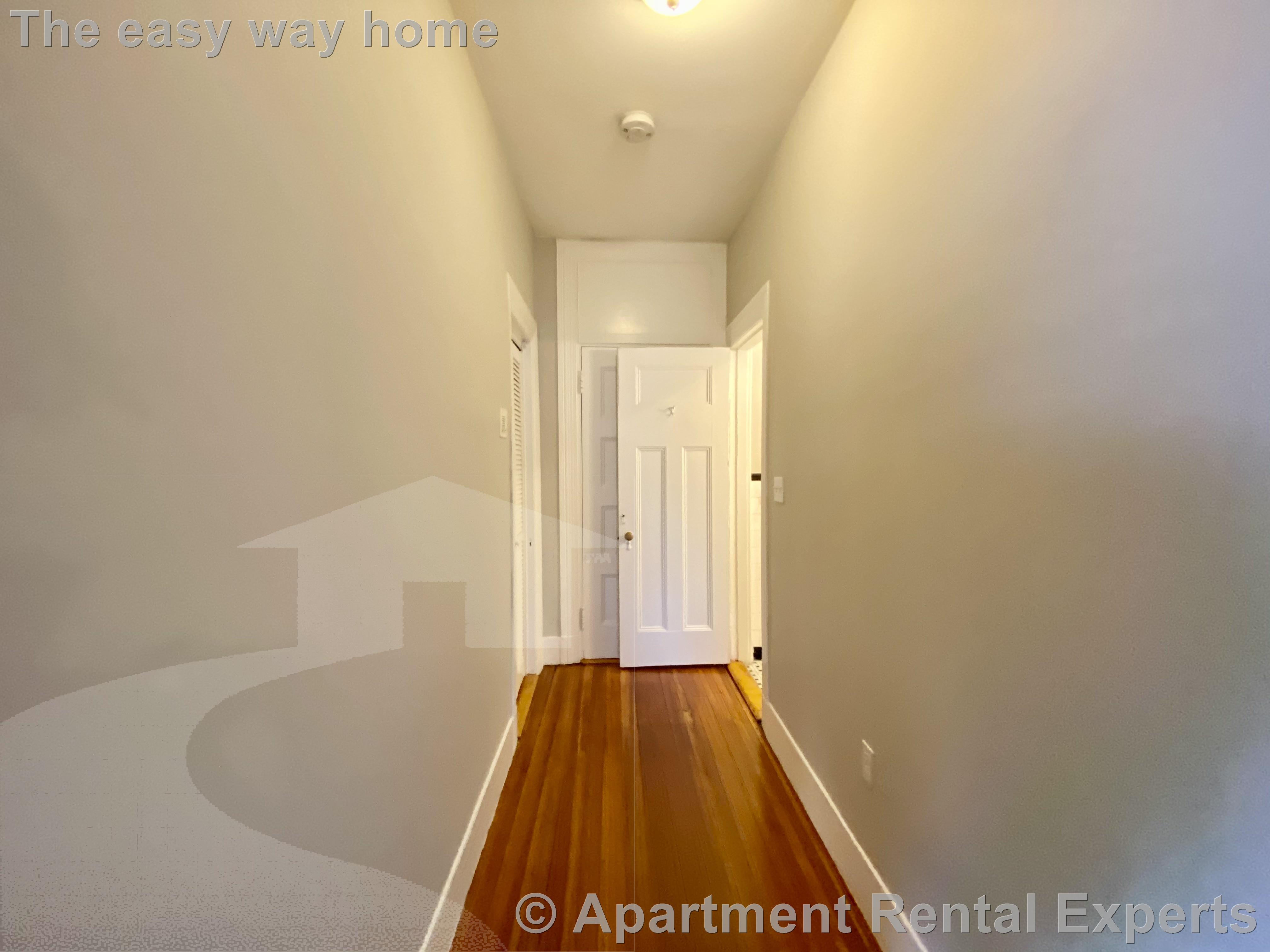 9 Sewall Ave, Coolidge Corner