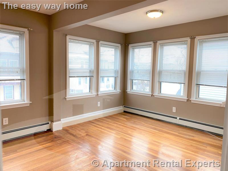 167 Harvard St, Tufts