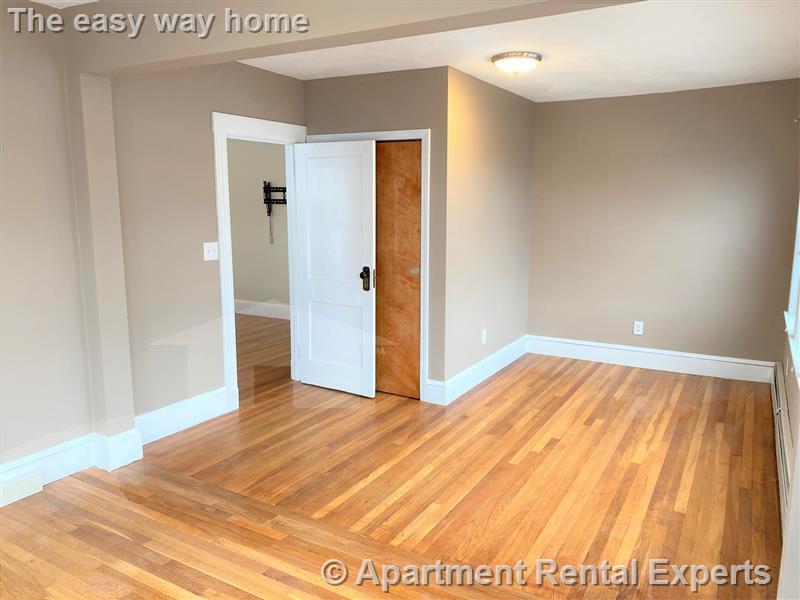 167 Harvard St, Tufts