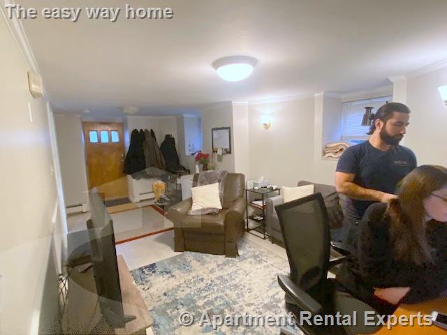 519 Main St, Magoun Square