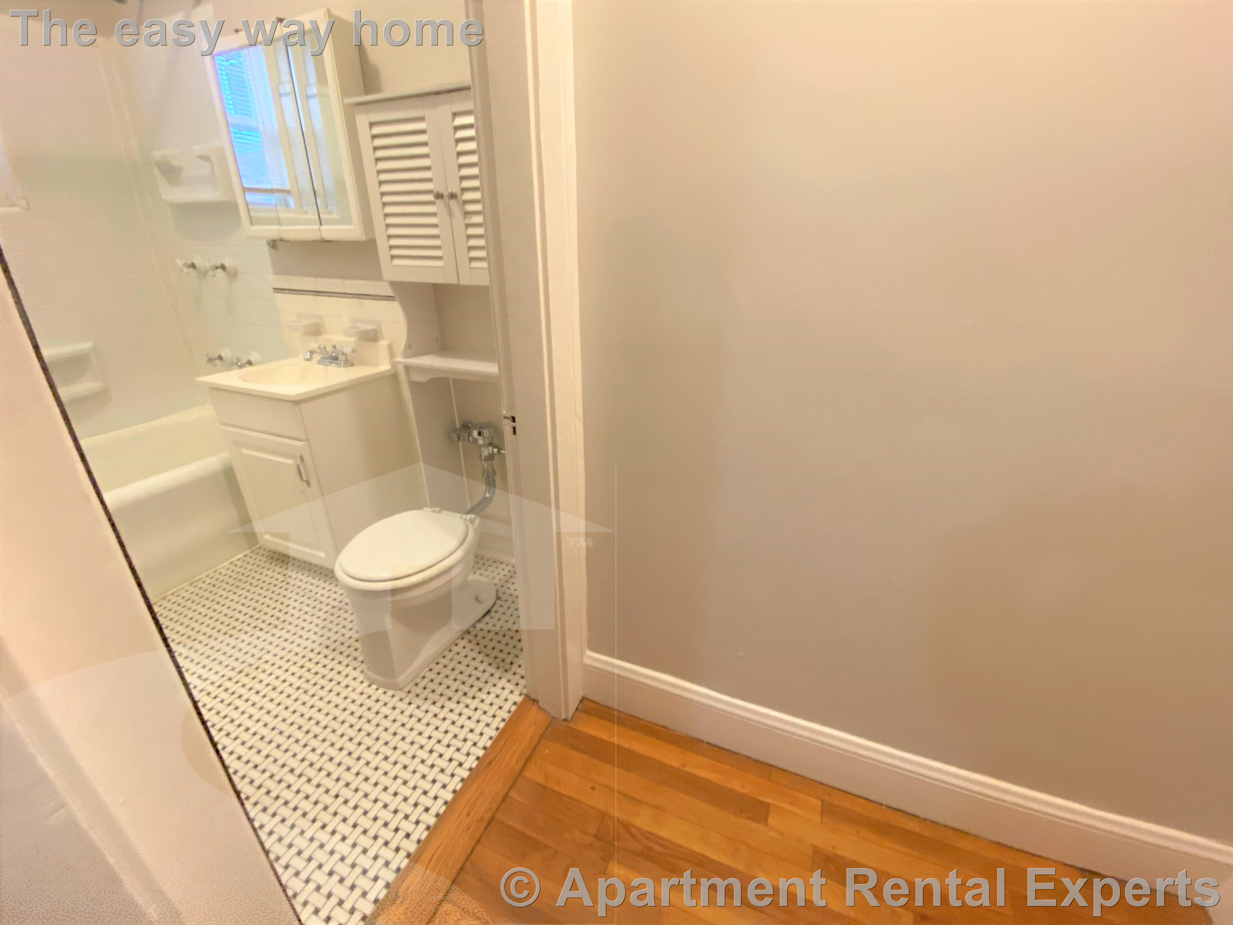 119 College Ave, Davis Square