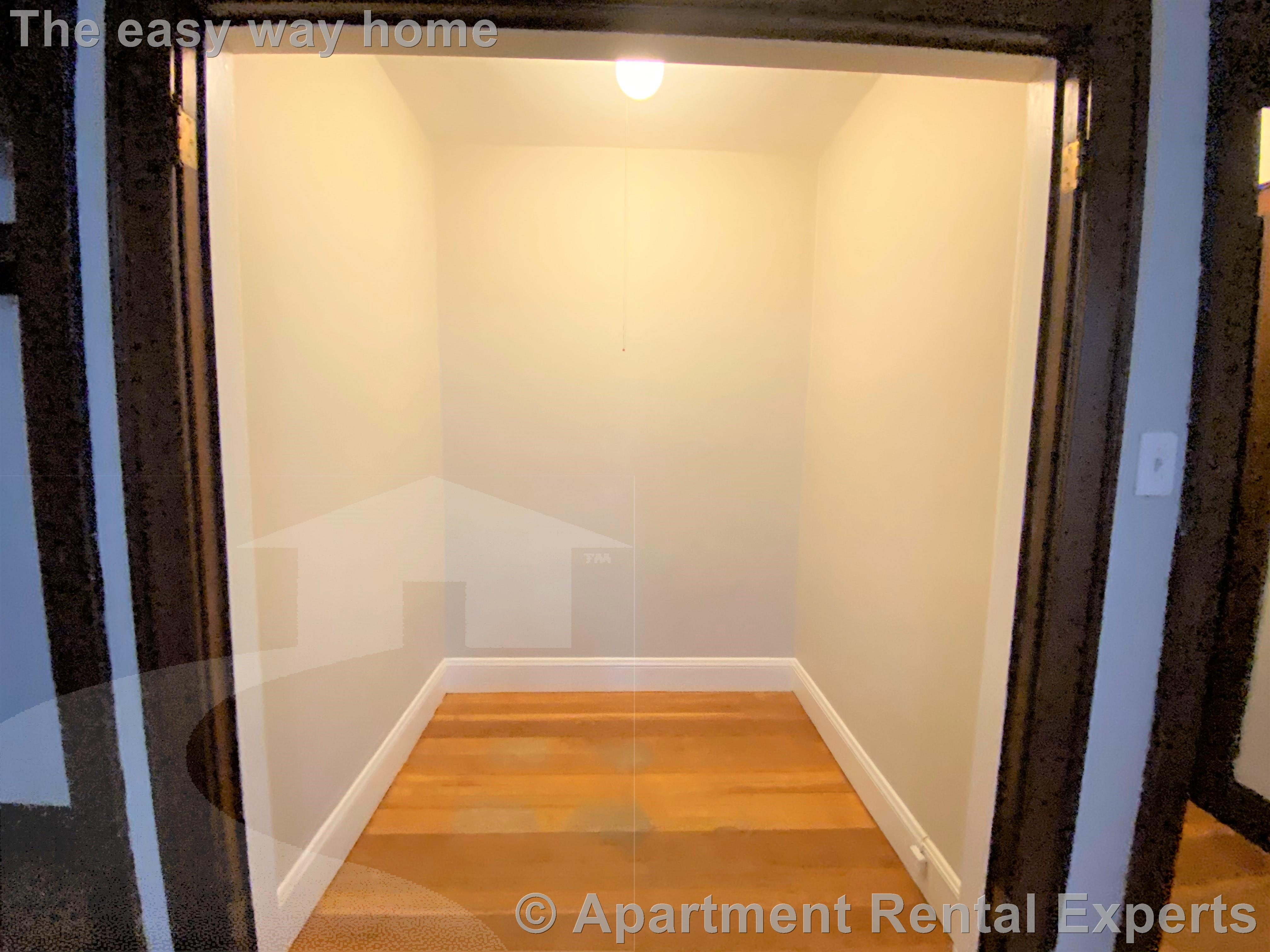 119 College Ave, Davis Square