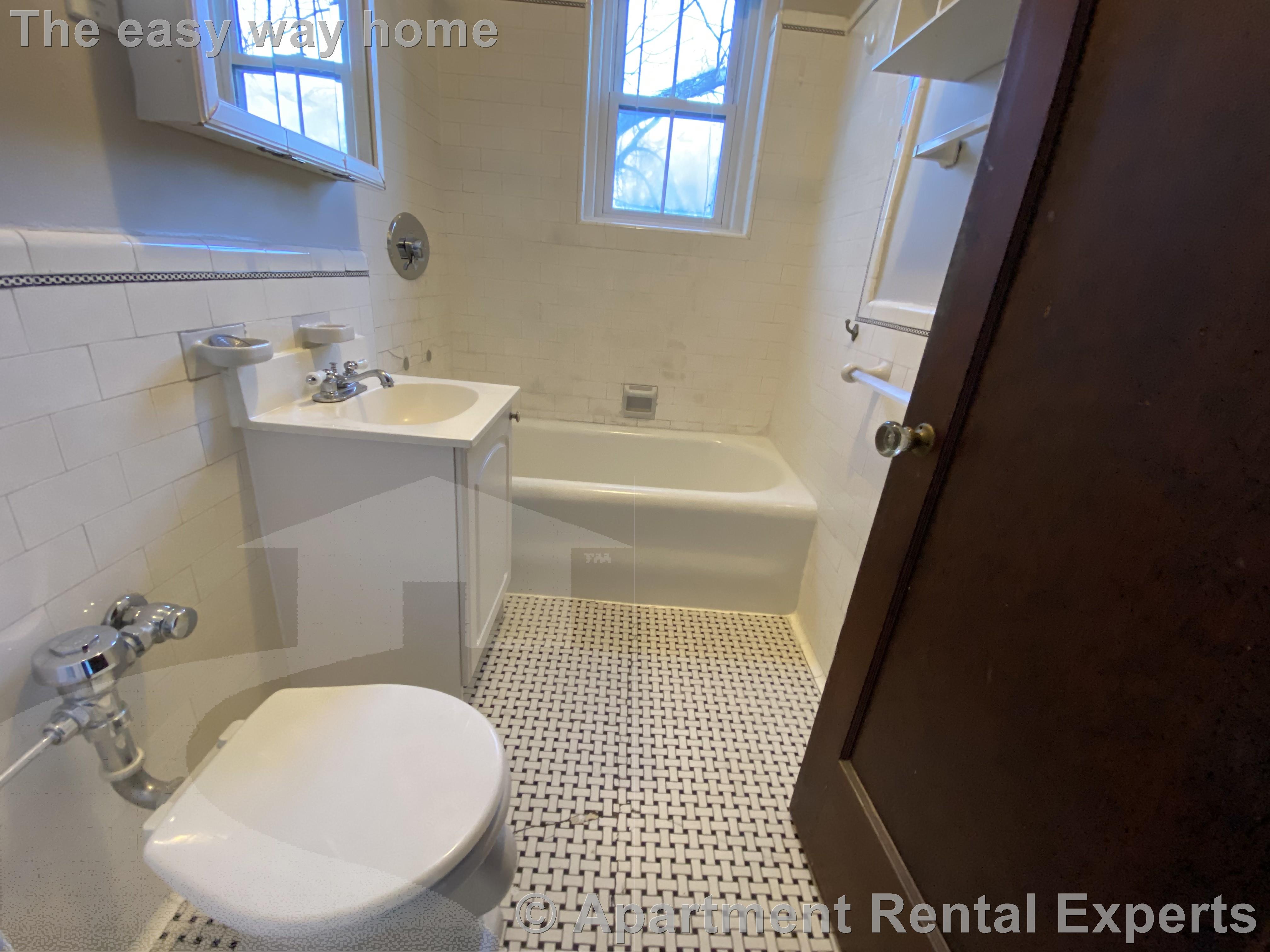 119 College Ave, Davis Square