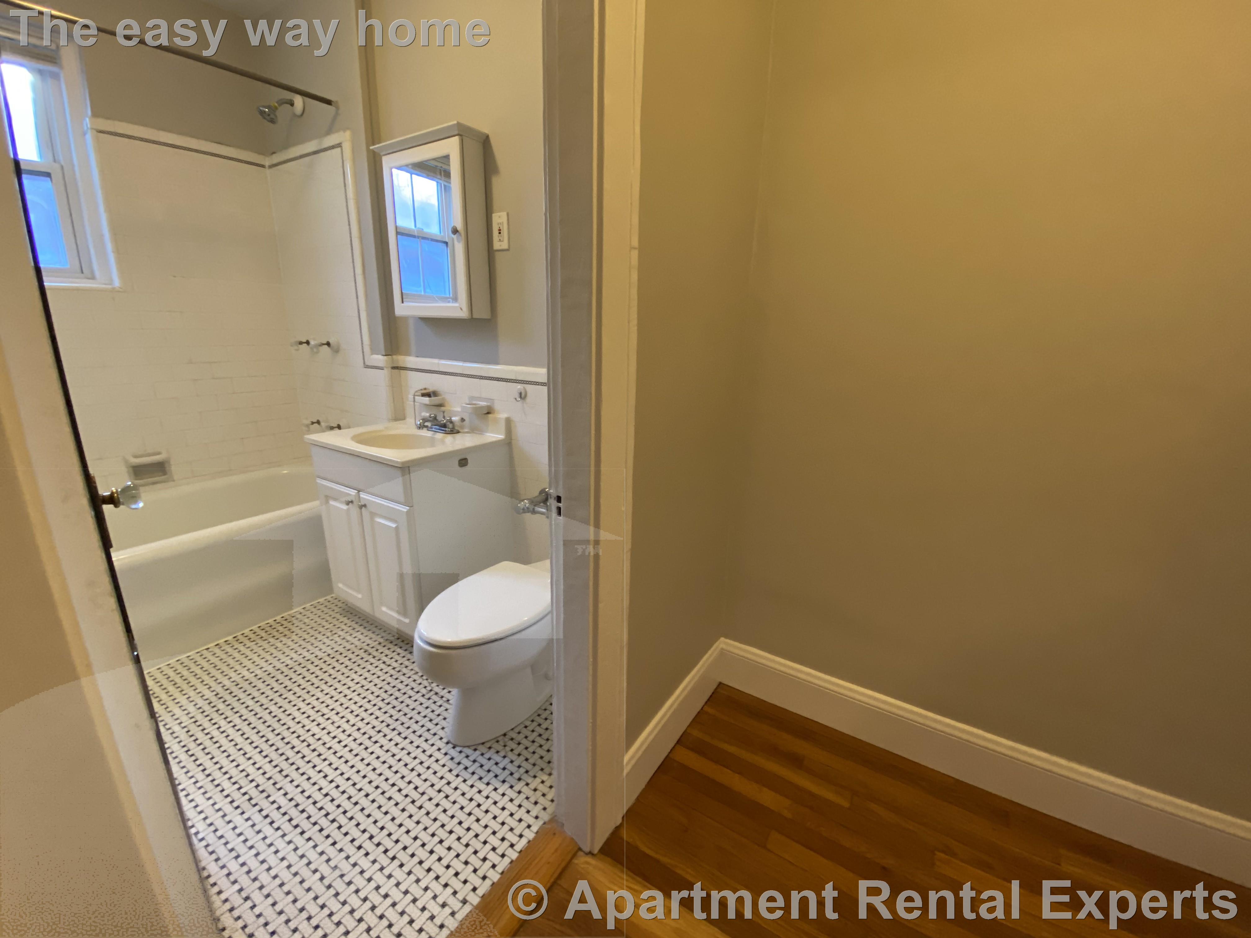 119 College Ave, Davis Square