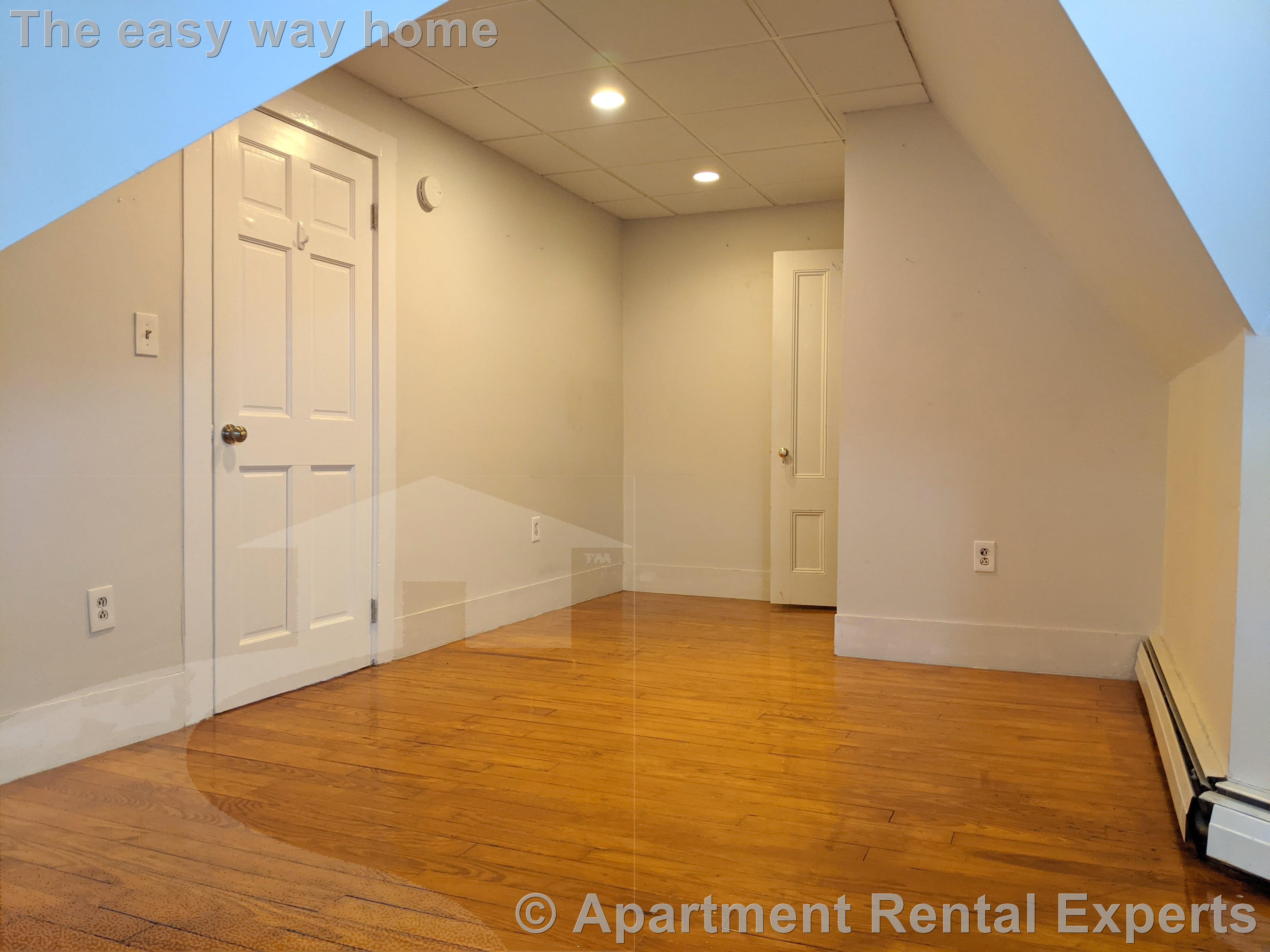 67 Putnam St, Prospect Hill