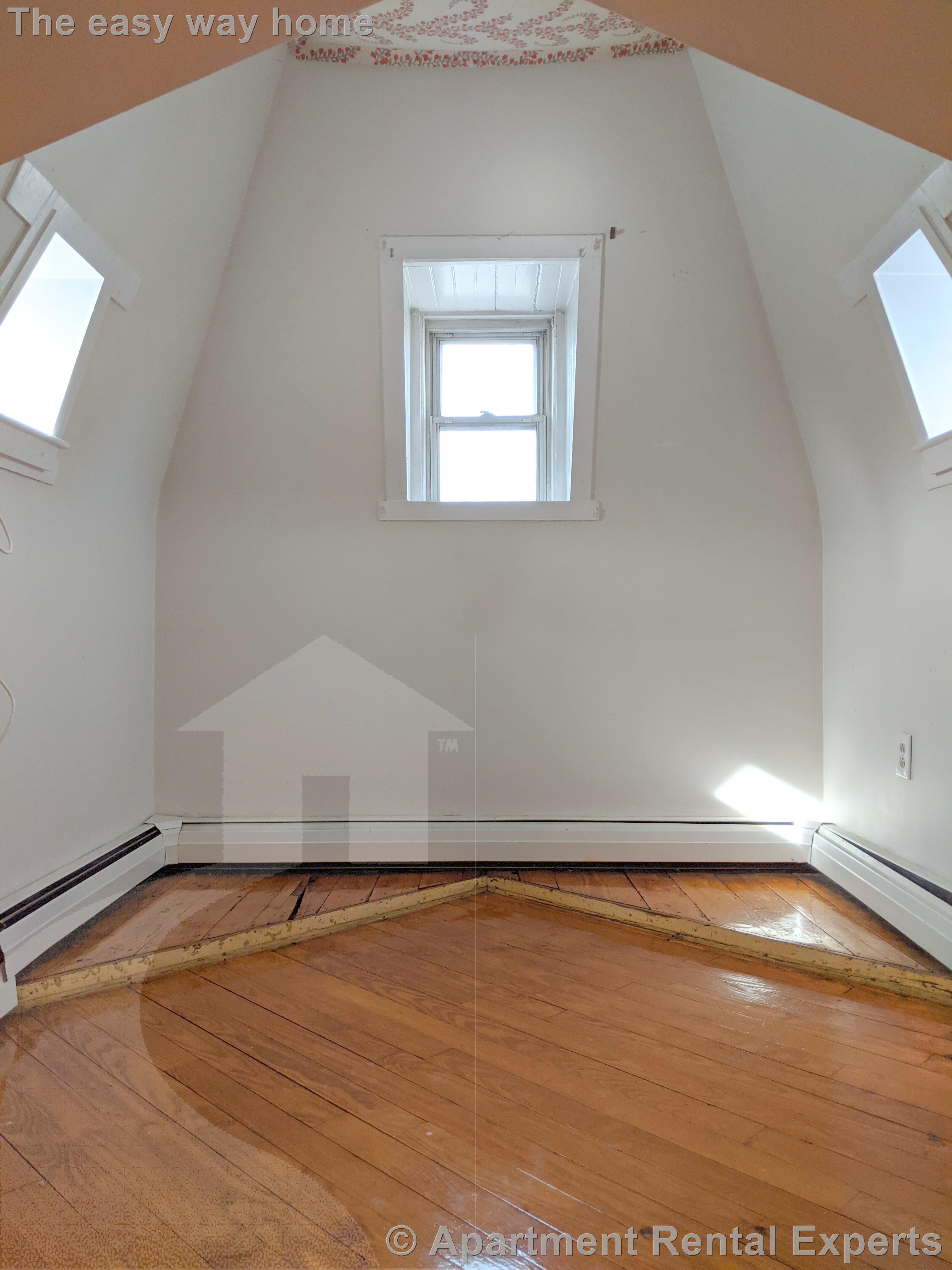 67 Putnam St, Prospect Hill