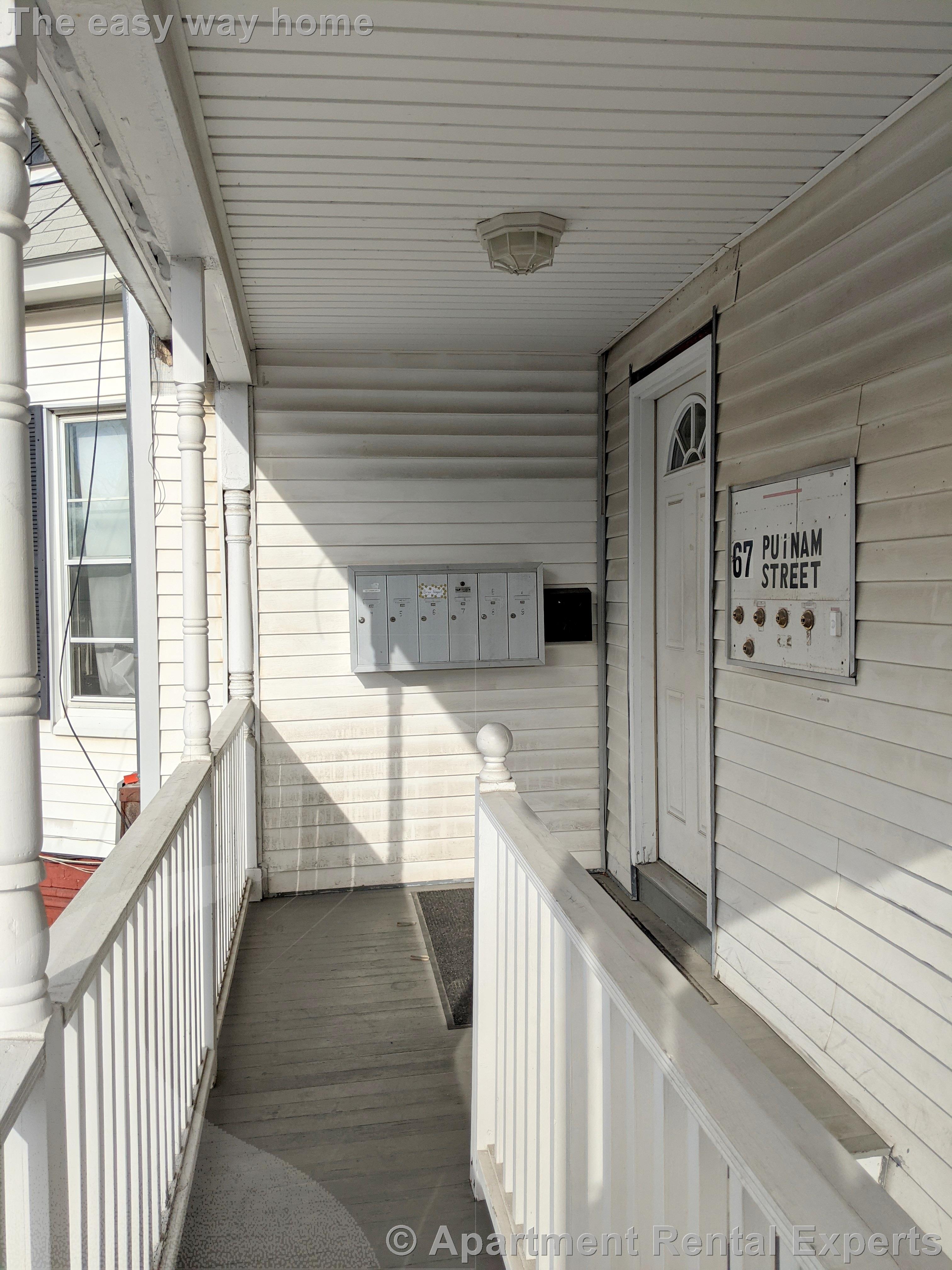 67 Putnam St, Prospect Hill