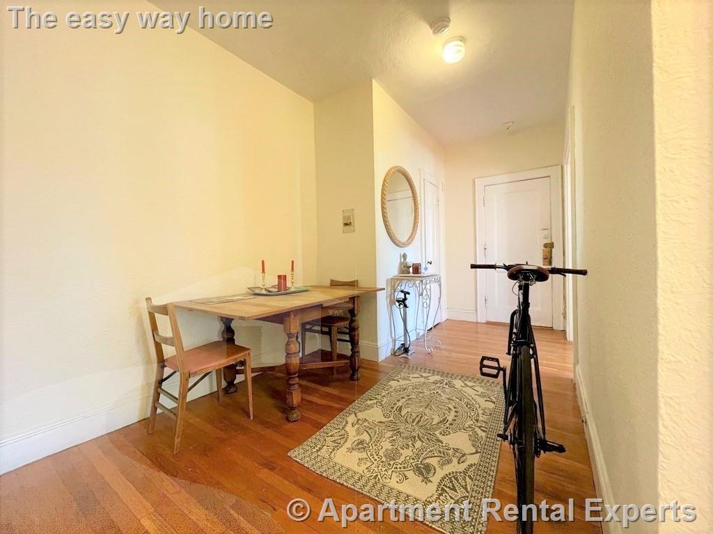 71 Martin St, Harvard Square