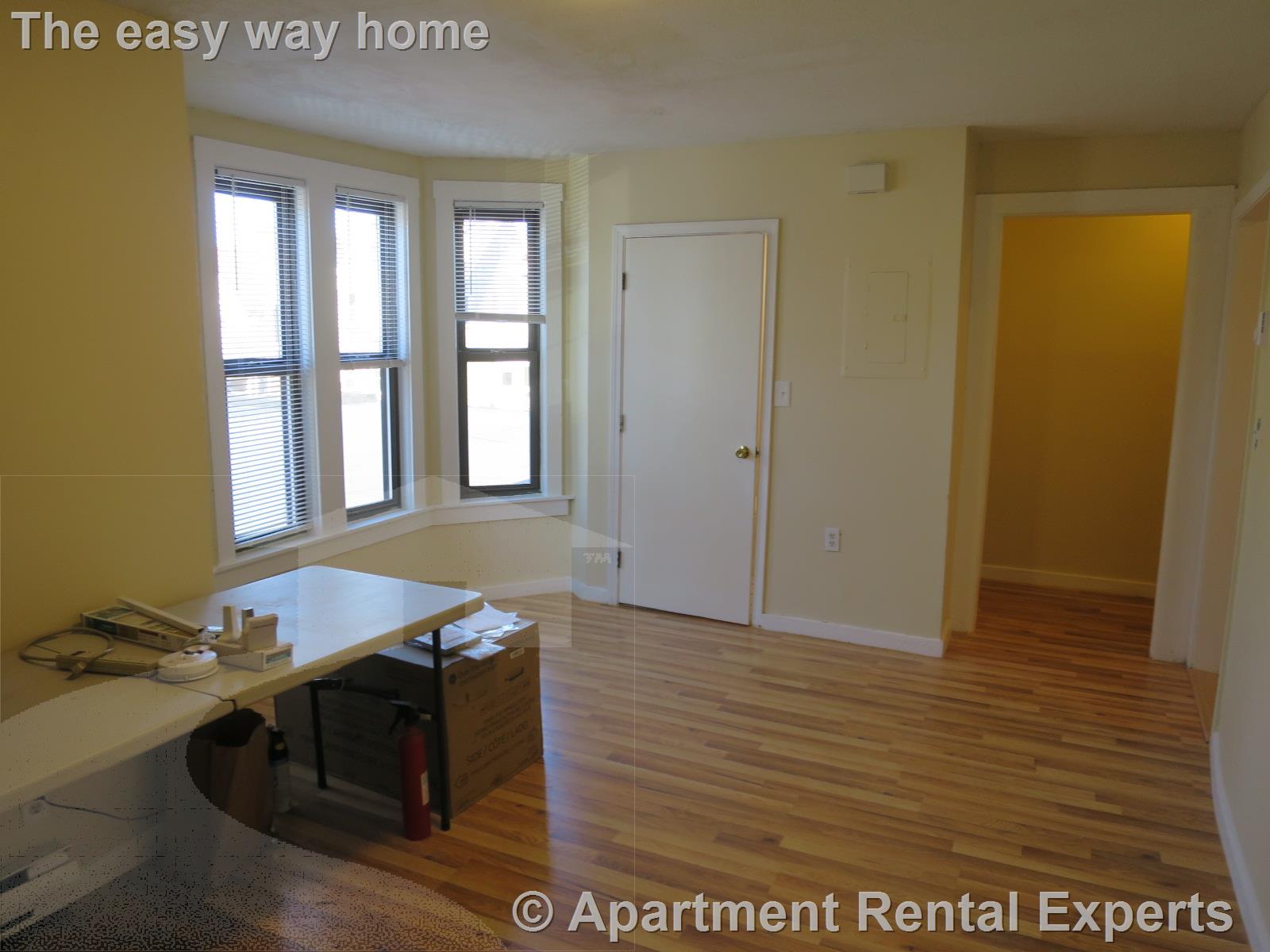 176 School St, Winter Hill